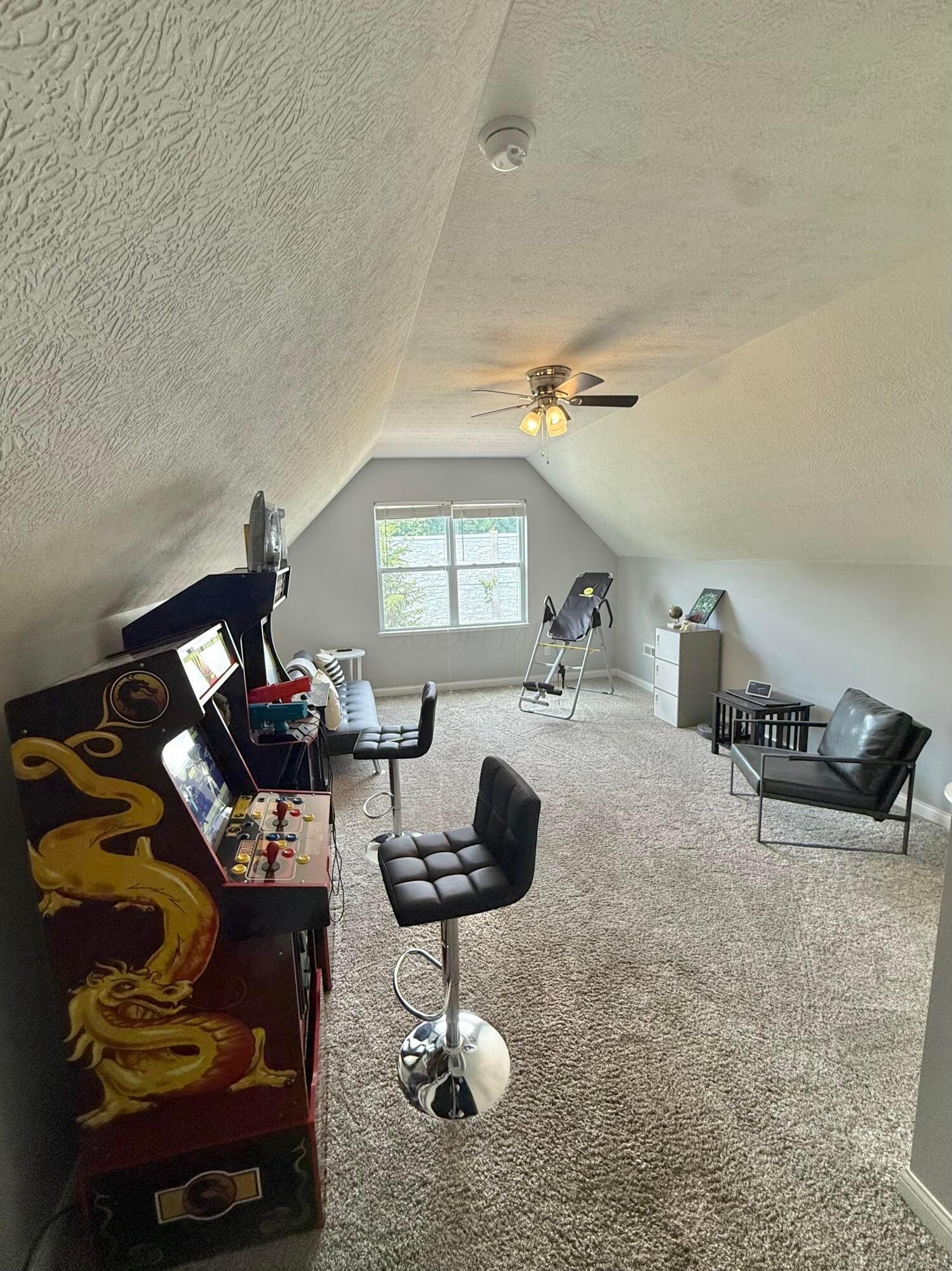 2210 Tournament Way Property Photo 13