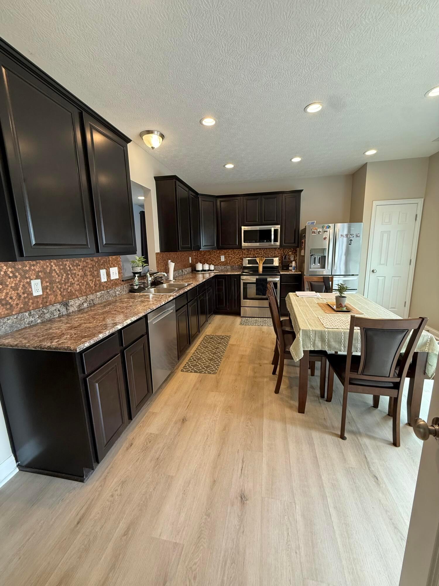 2210 Tournament Way Property Photo 31