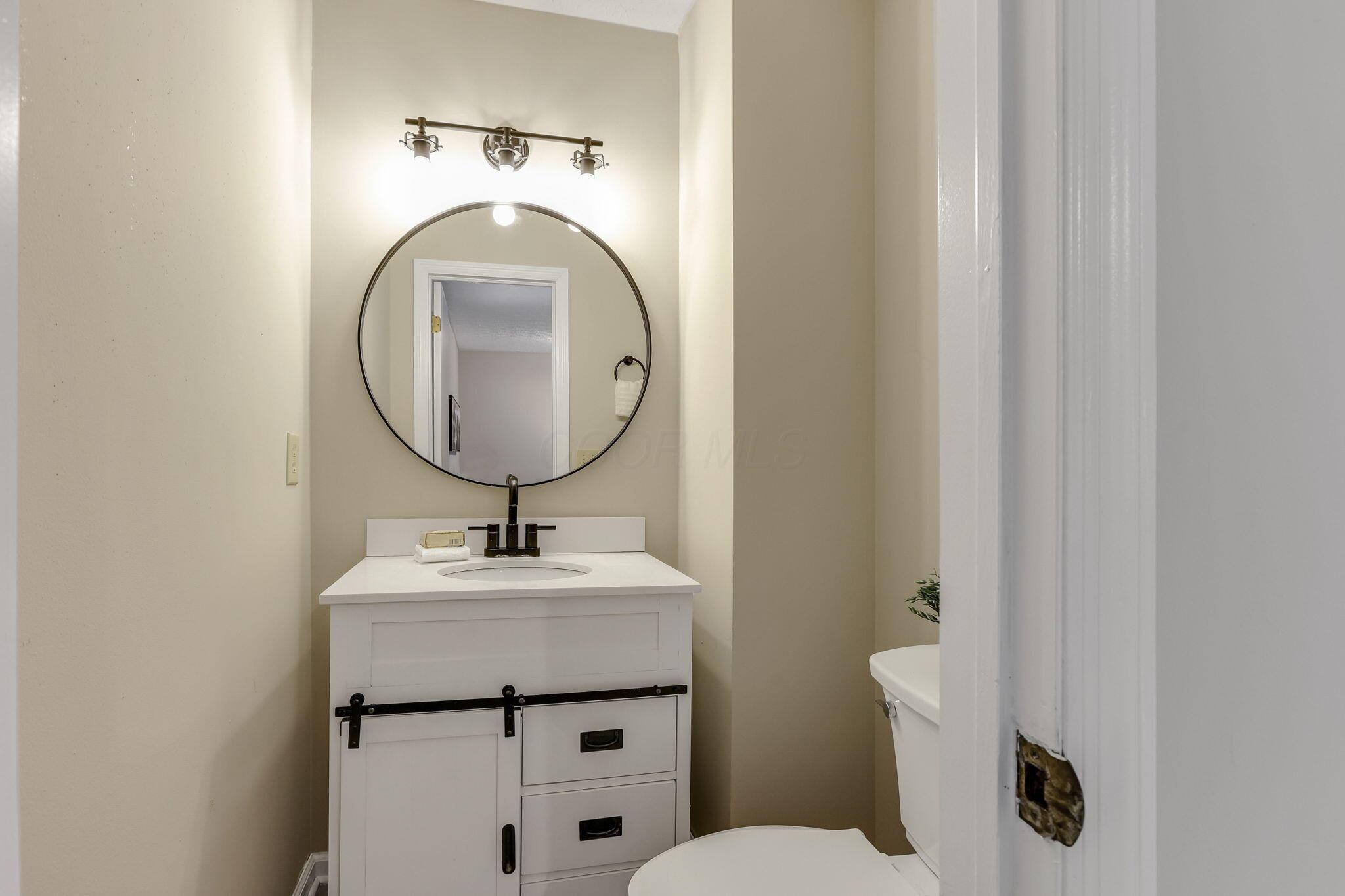 2356 Gavinley Way Property Photo 28