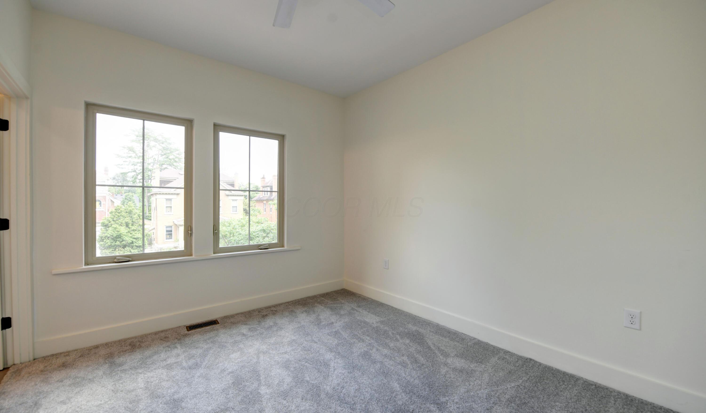 39 Auburn Avenue Property Photo 25