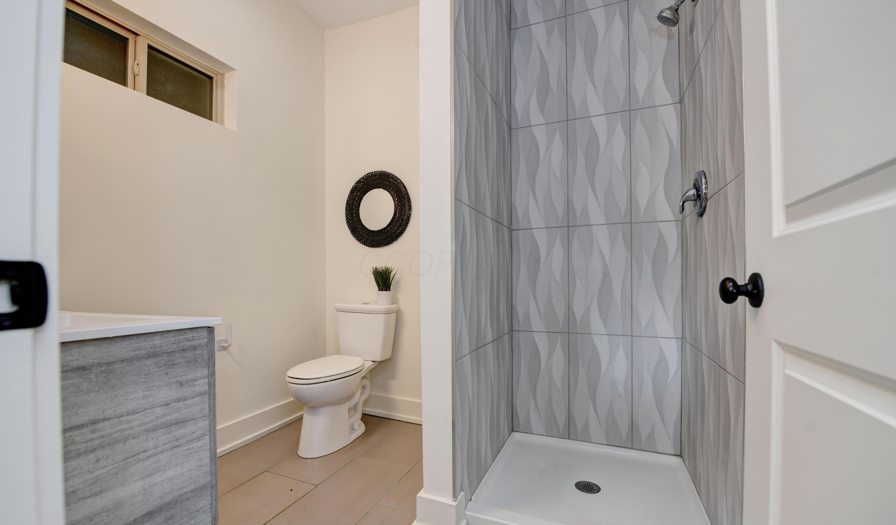 39 Auburn Avenue Property Photo 33