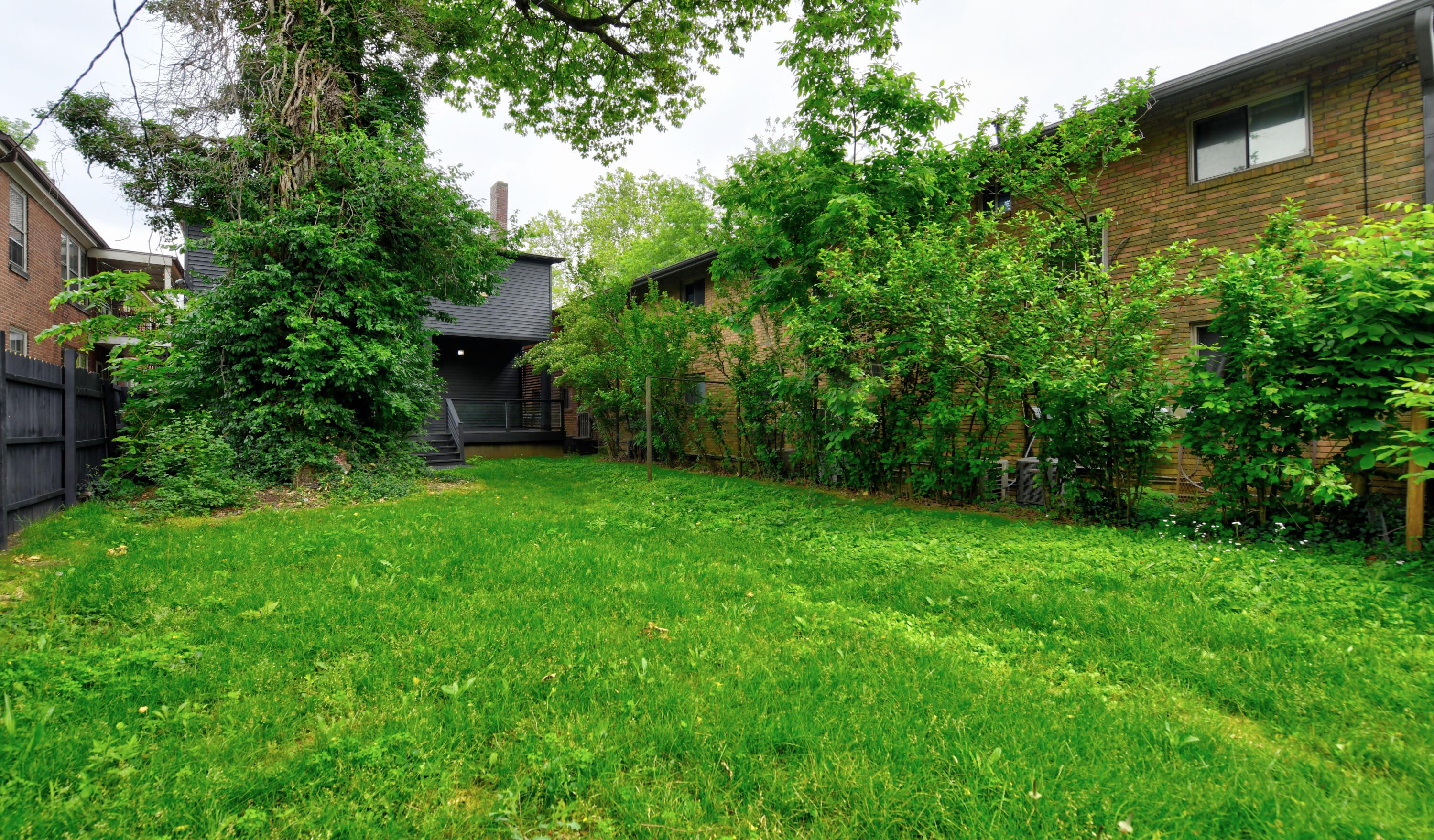 39 Auburn Avenue Property Photo 43