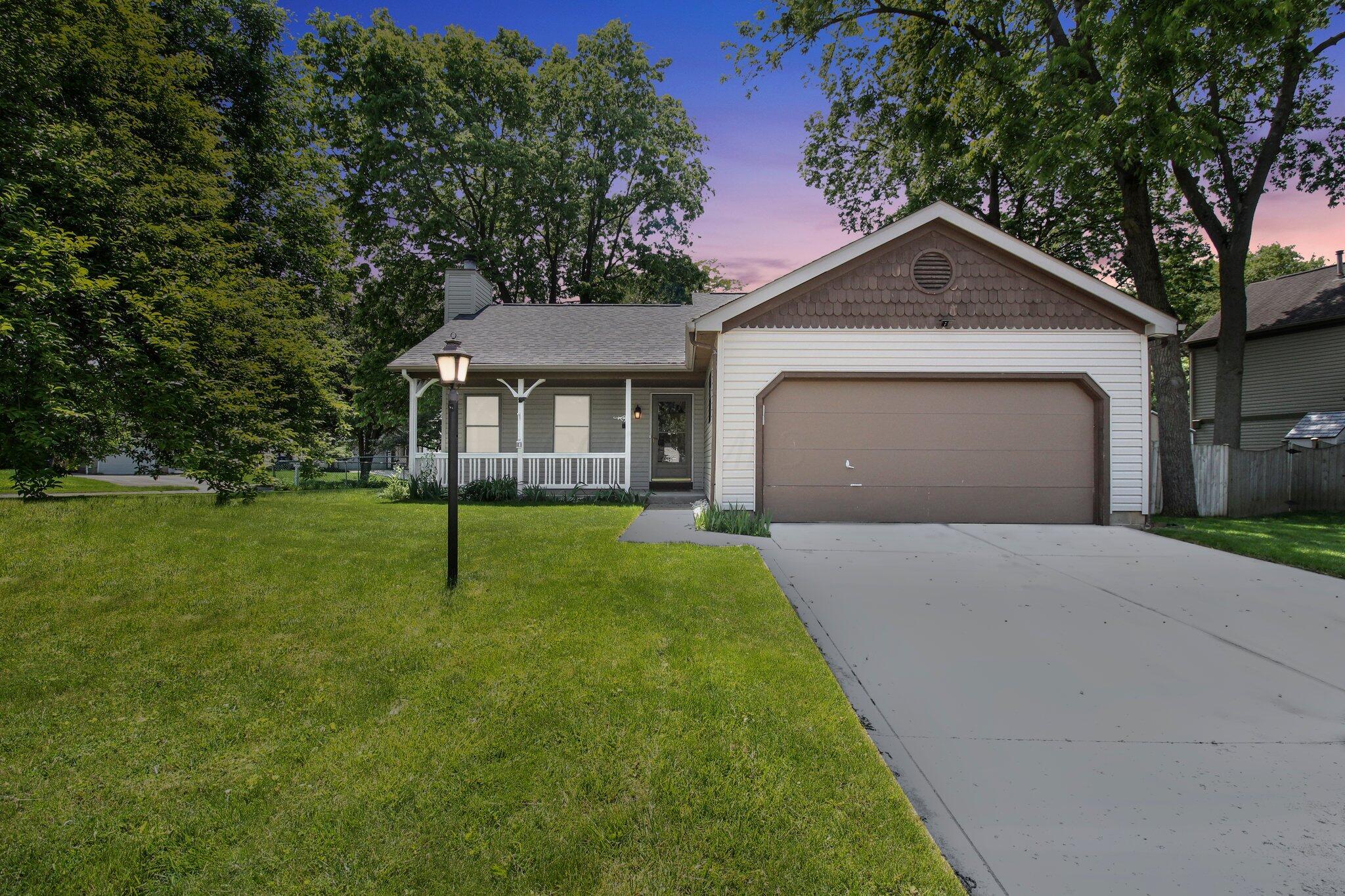 3199 Curtis Knoll Drive Property Photo 1