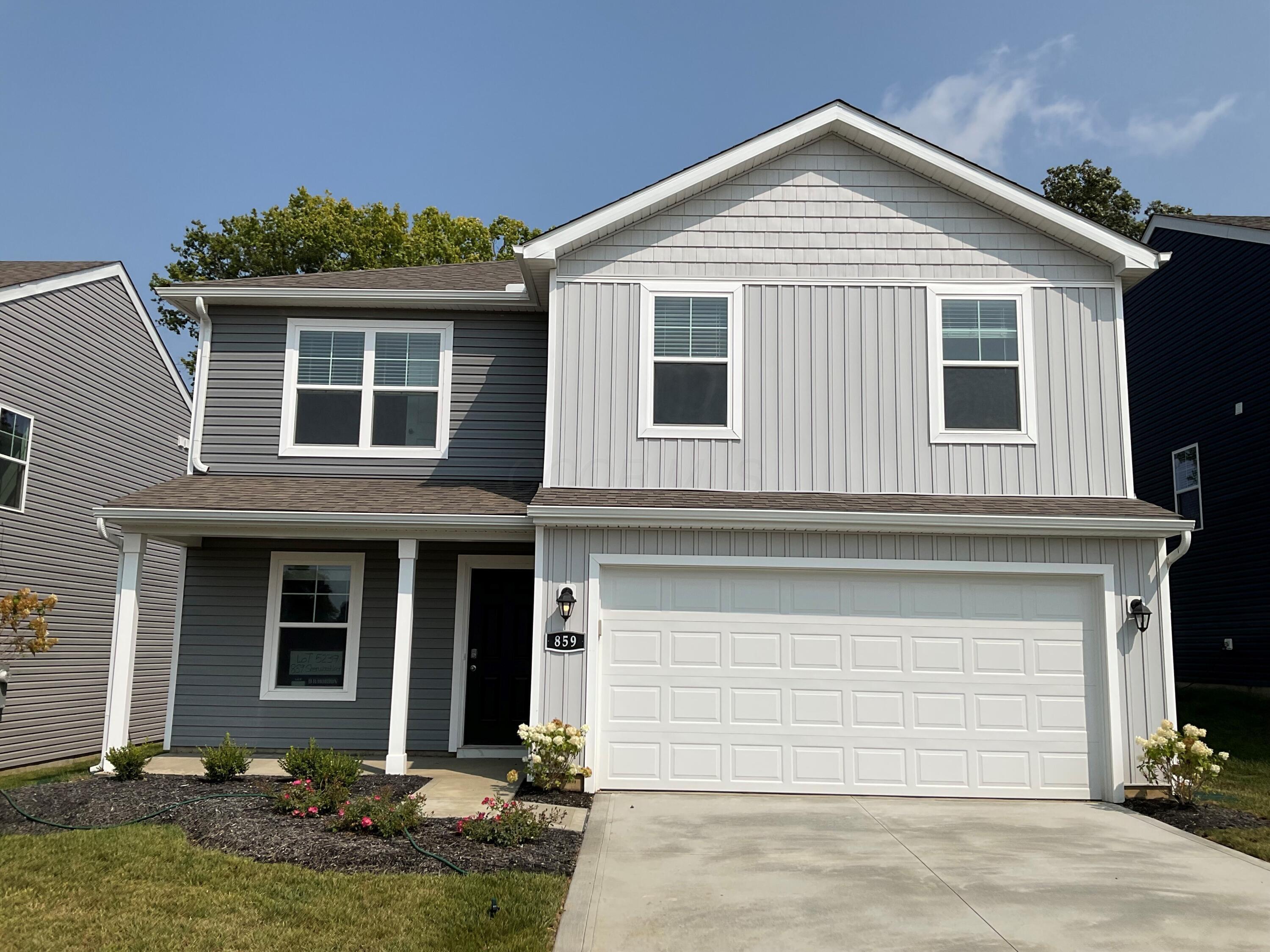 859 Sherwood Loop Property Photo 1