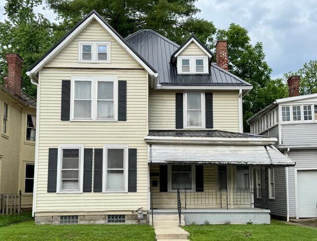 95 S Walnut Street Property Photo 1