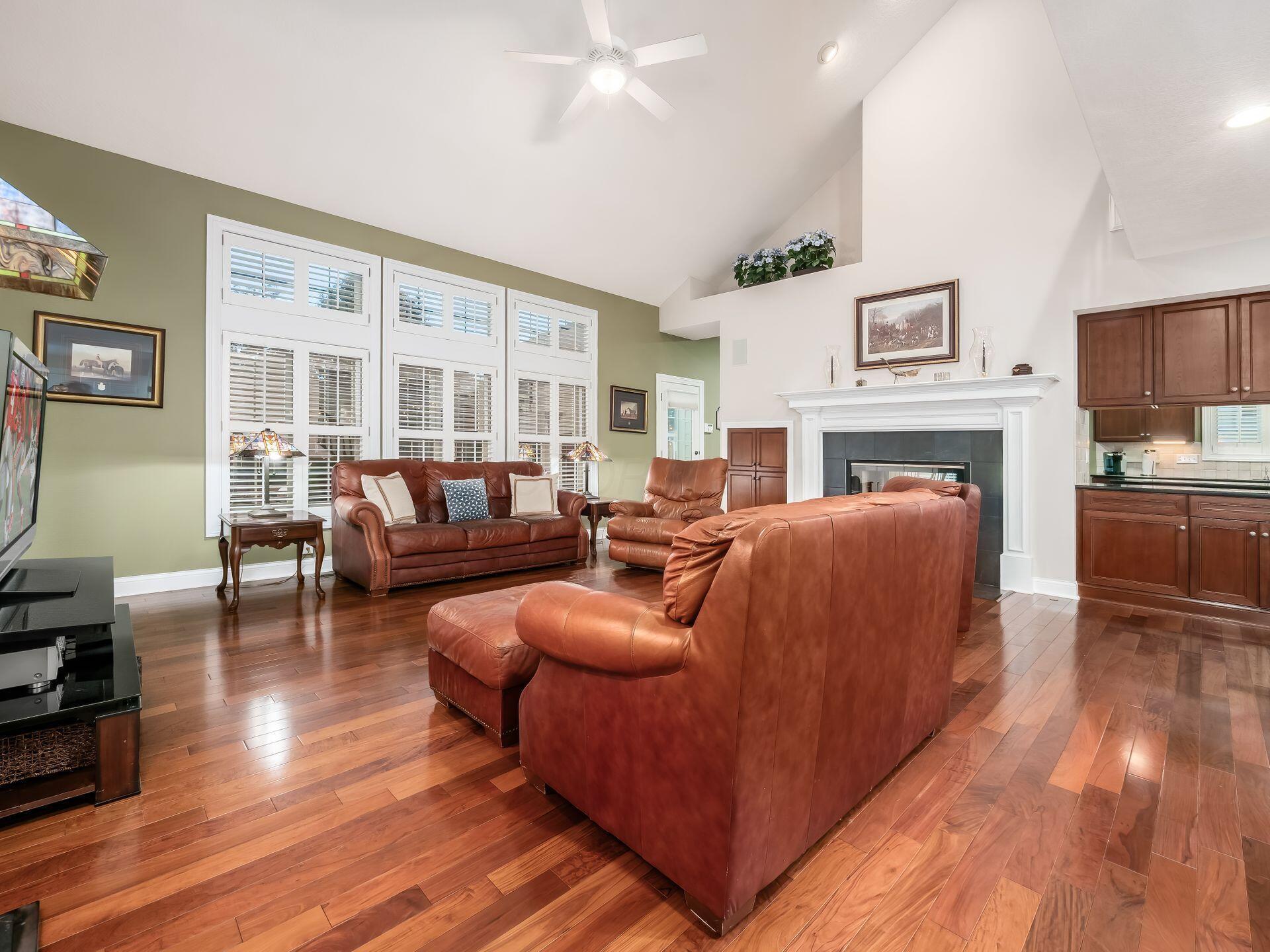 5788 Baronscourt Way Property Photo 14