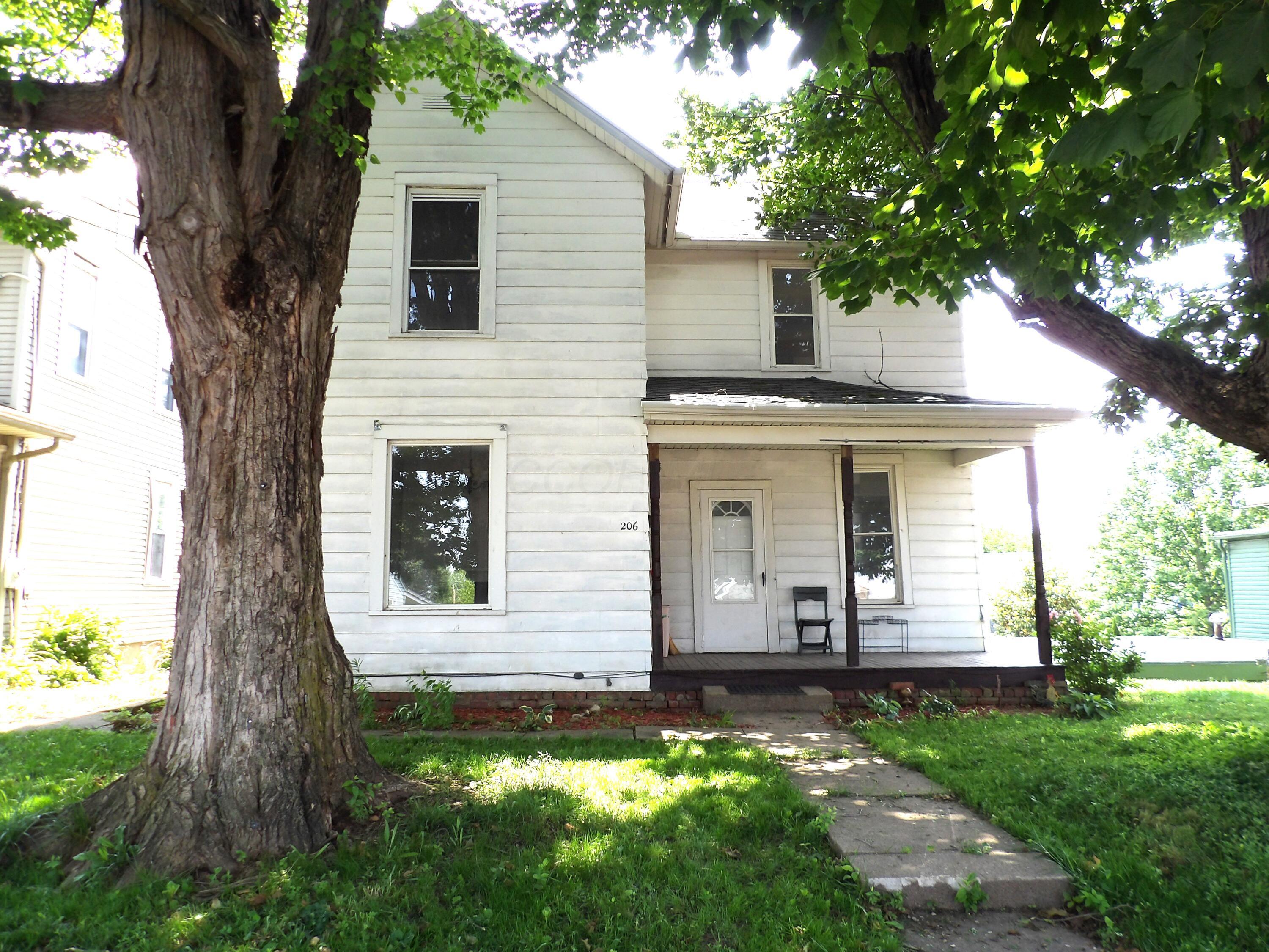 206 N Cherry Street Property Photo 1