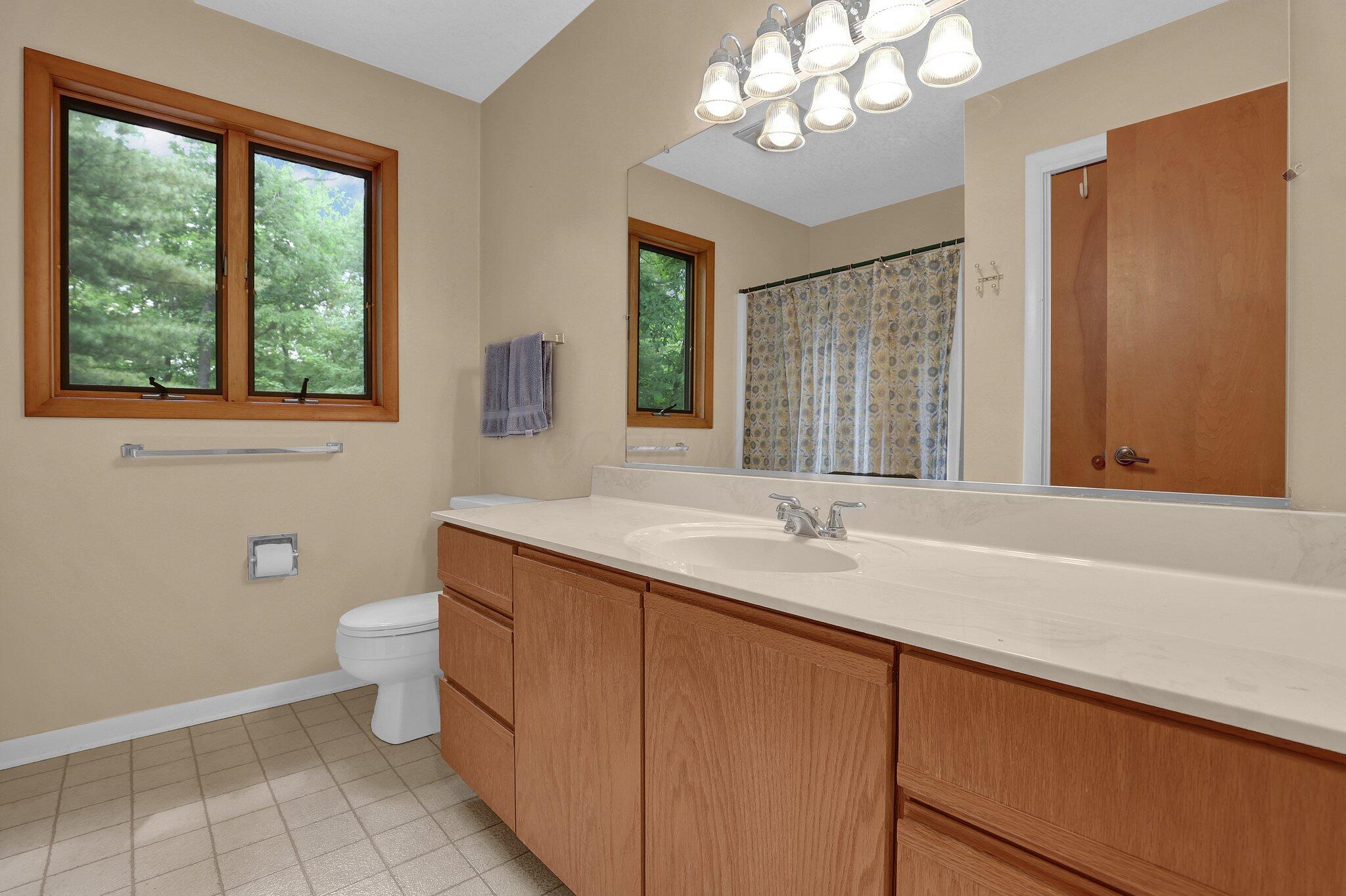 211 Pembroke Lane Property Photo 25