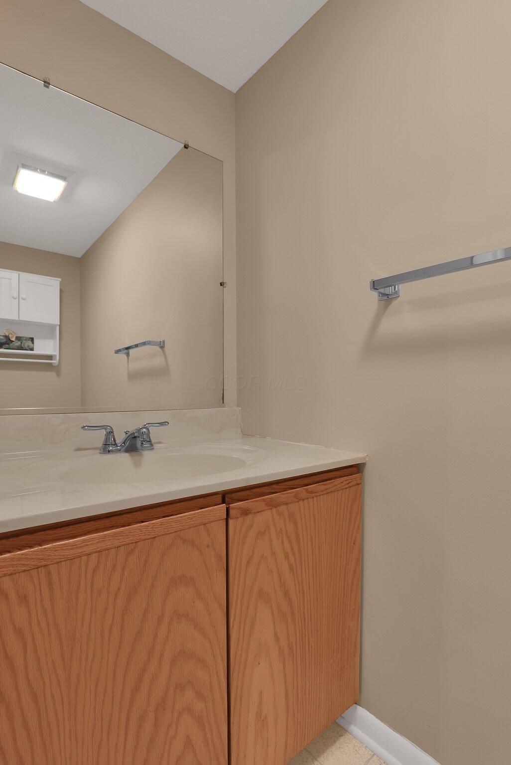 211 Pembroke Lane Property Photo 30