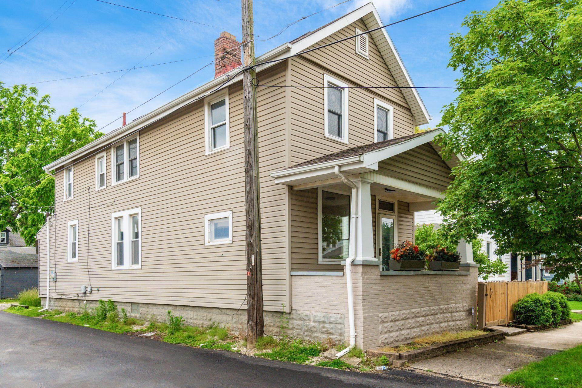 479 Siebert Street Property Photo 2