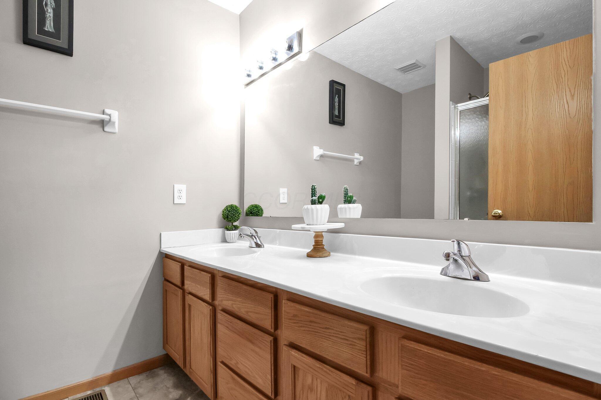 9235 Ridgeline Drive Property Photo 17
