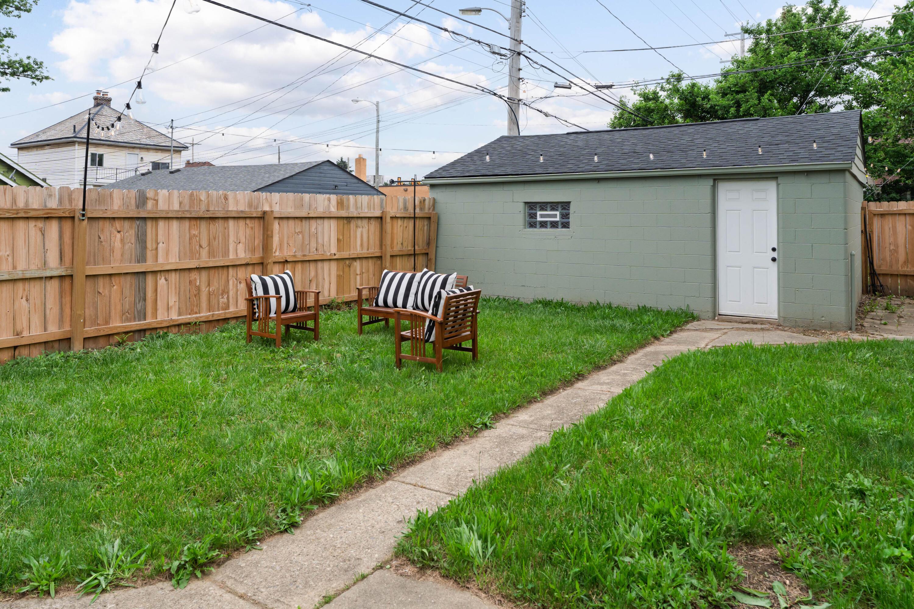 490 E Mithoff Street Property Photo 30