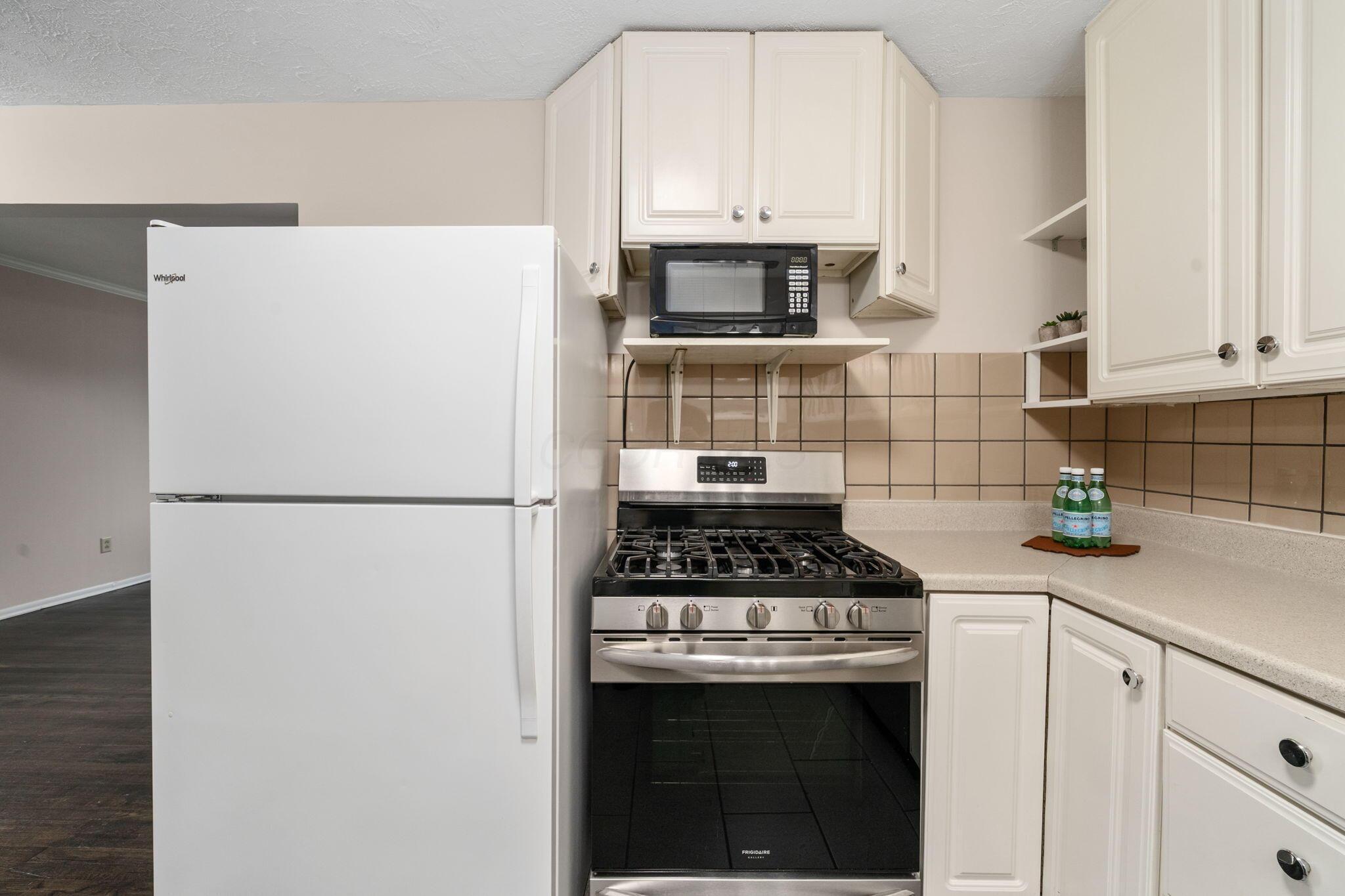 992 S Hague Avenue Property Photo 16