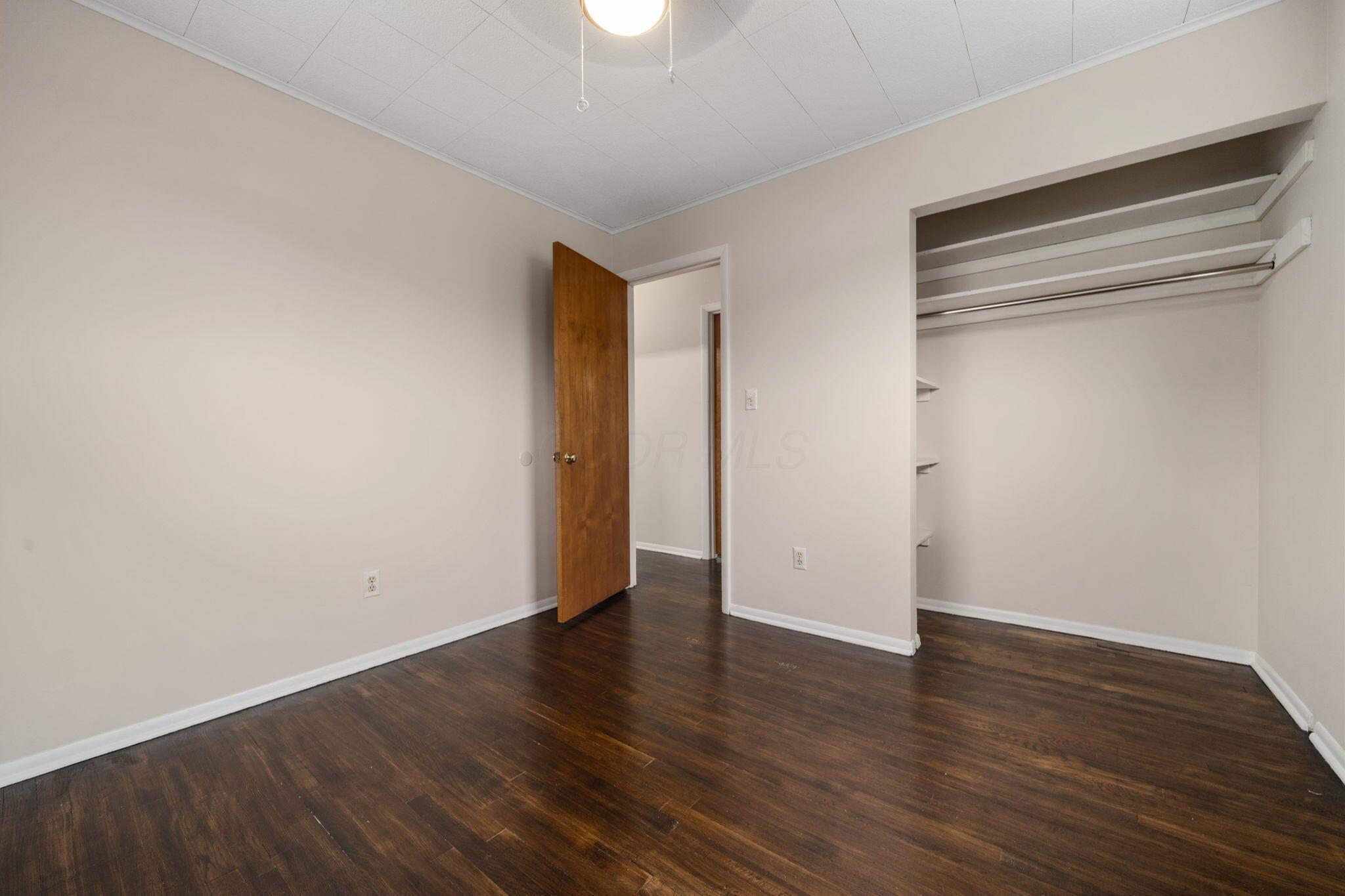 992 S Hague Avenue Property Photo 24