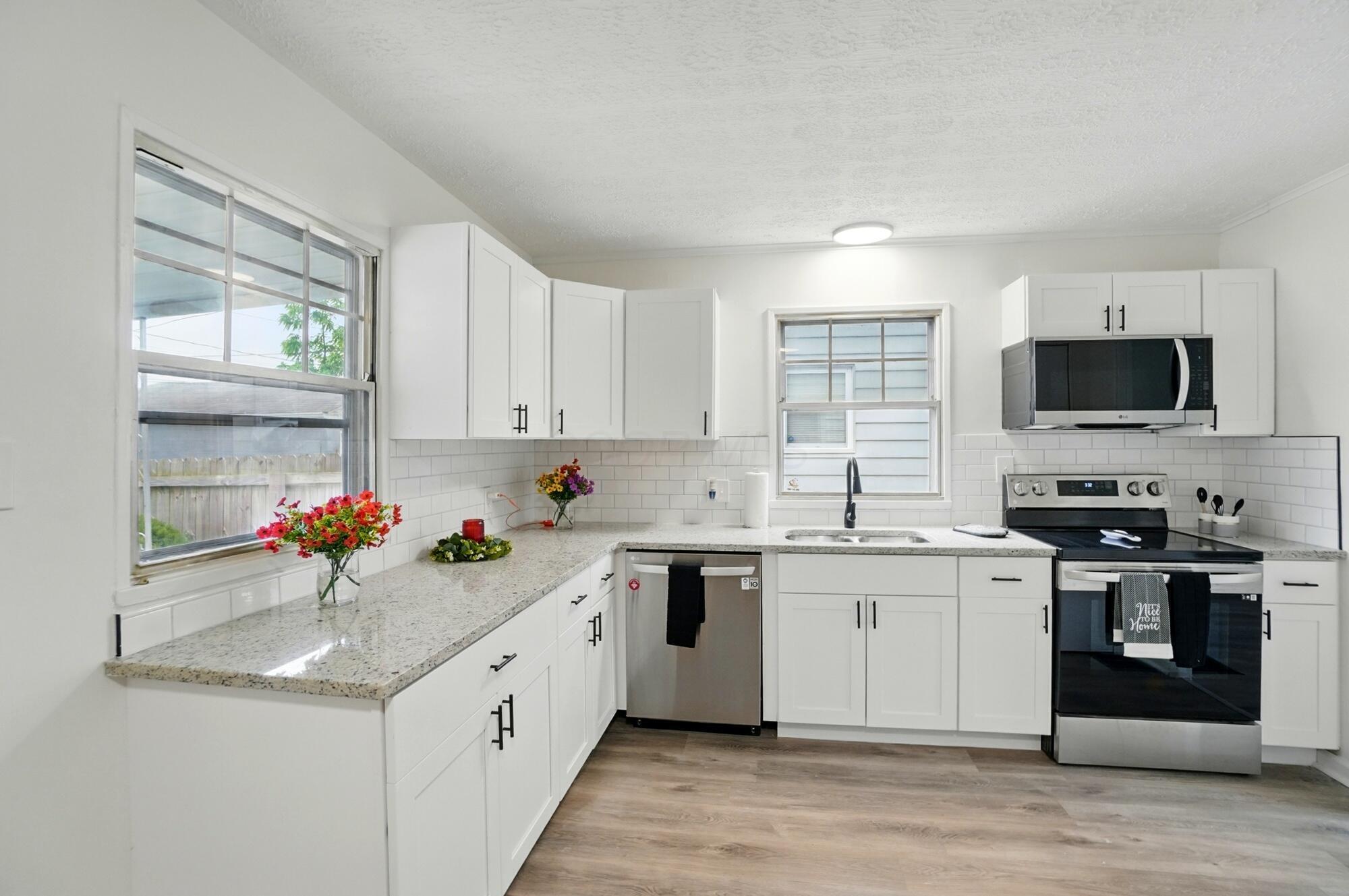540 Clark Avenue Property Photo 7