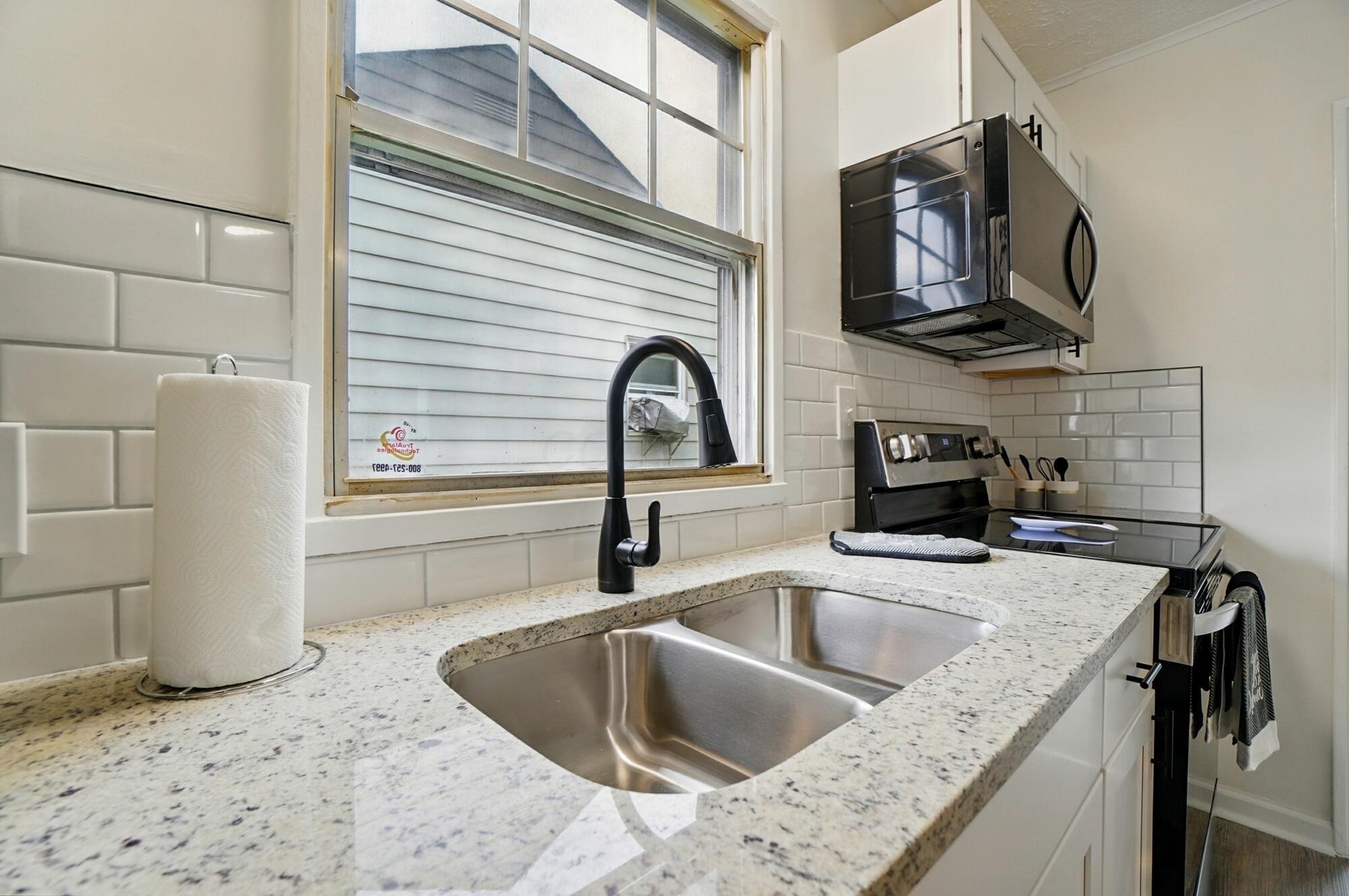 540 Clark Avenue Property Photo 12