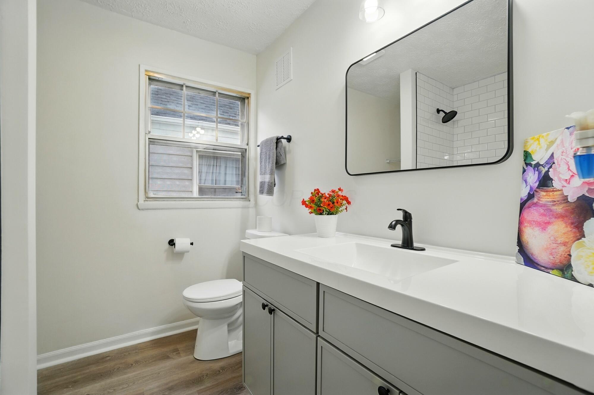 540 Clark Avenue Property Photo 16