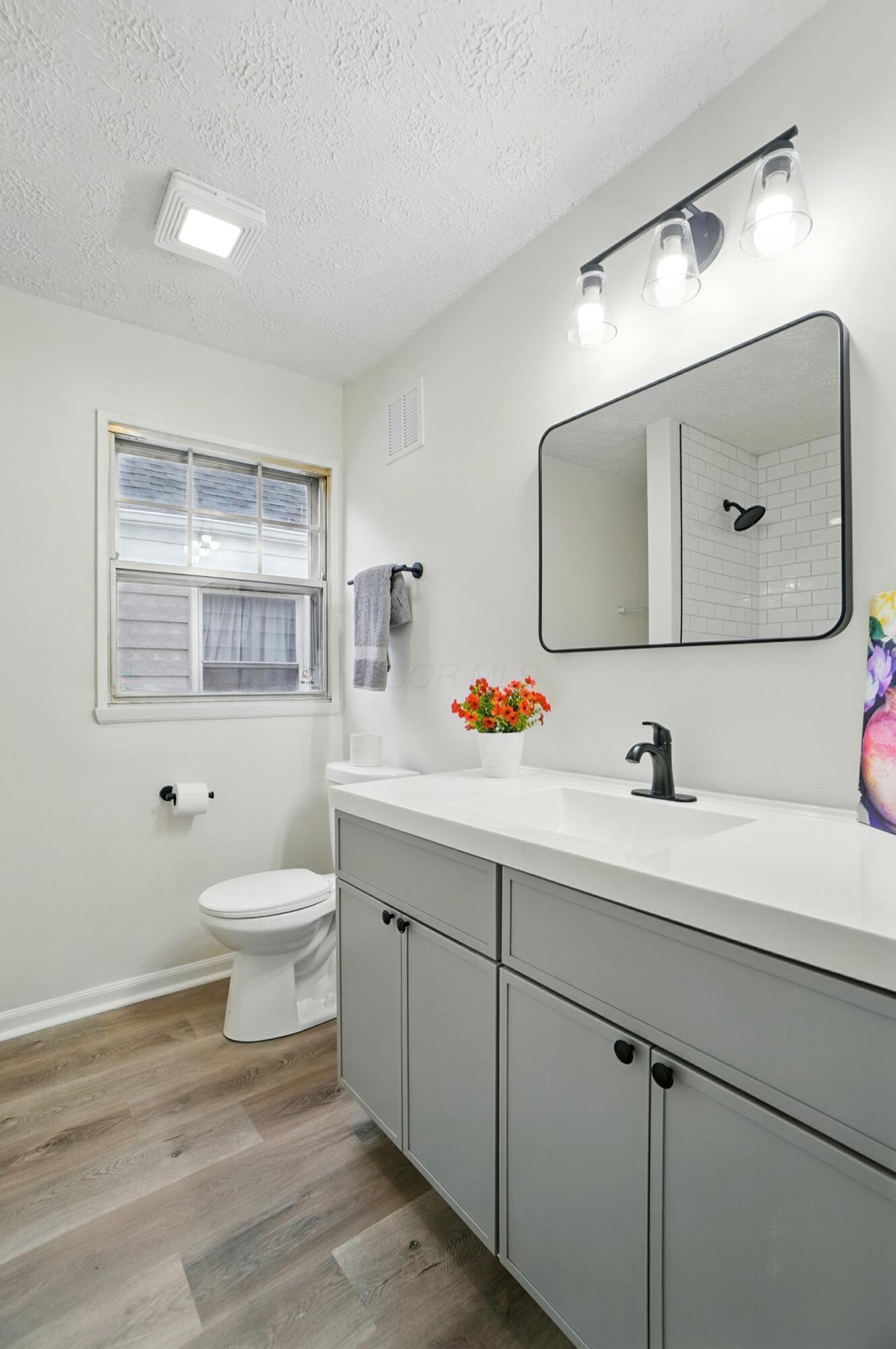 540 Clark Avenue Property Photo 17