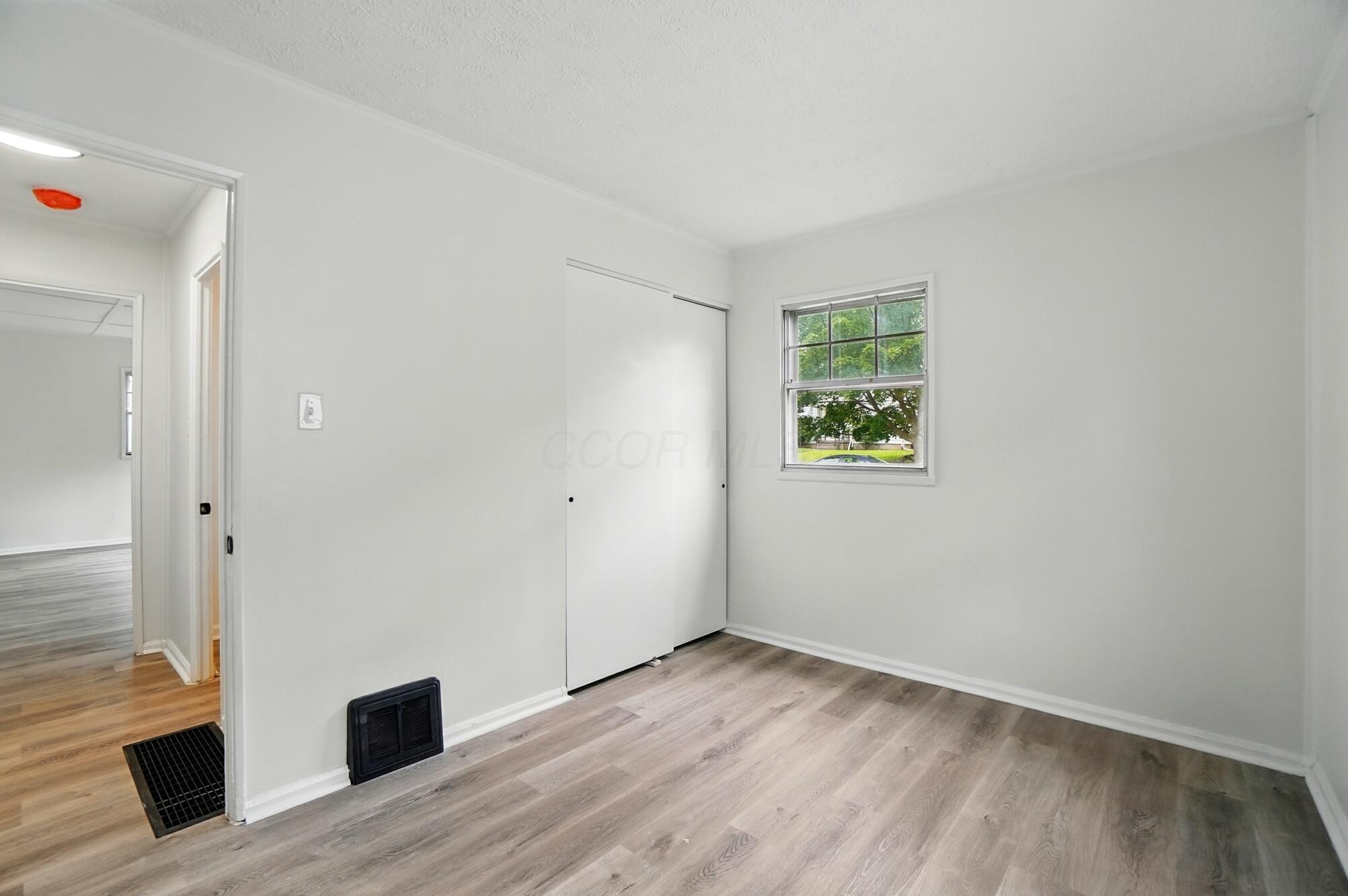 540 Clark Avenue Property Photo 20