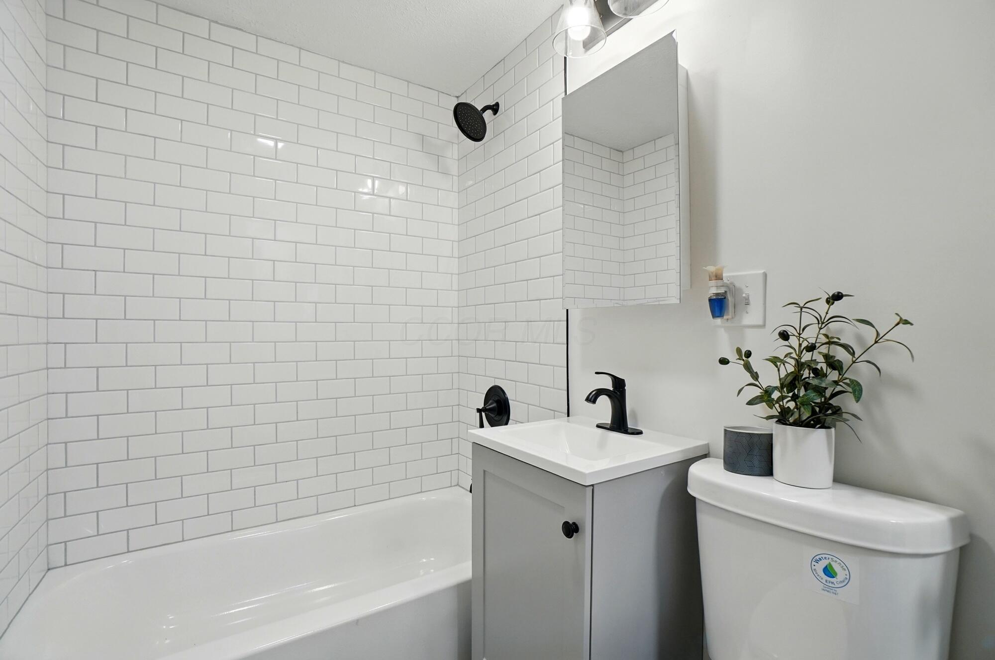 540 Clark Avenue Property Photo 21