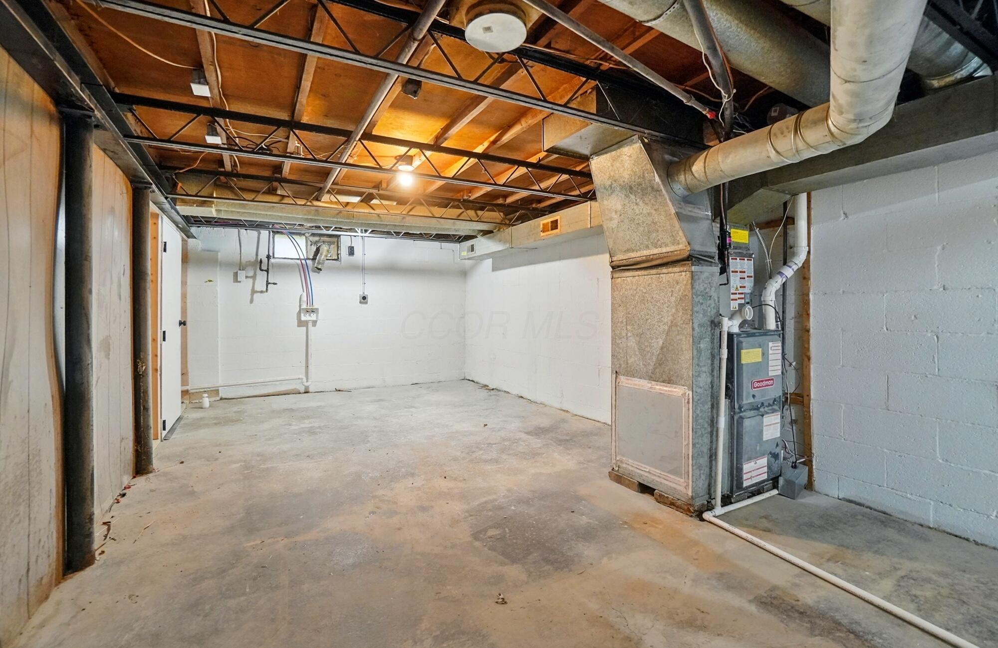 540 Clark Avenue Property Photo 25