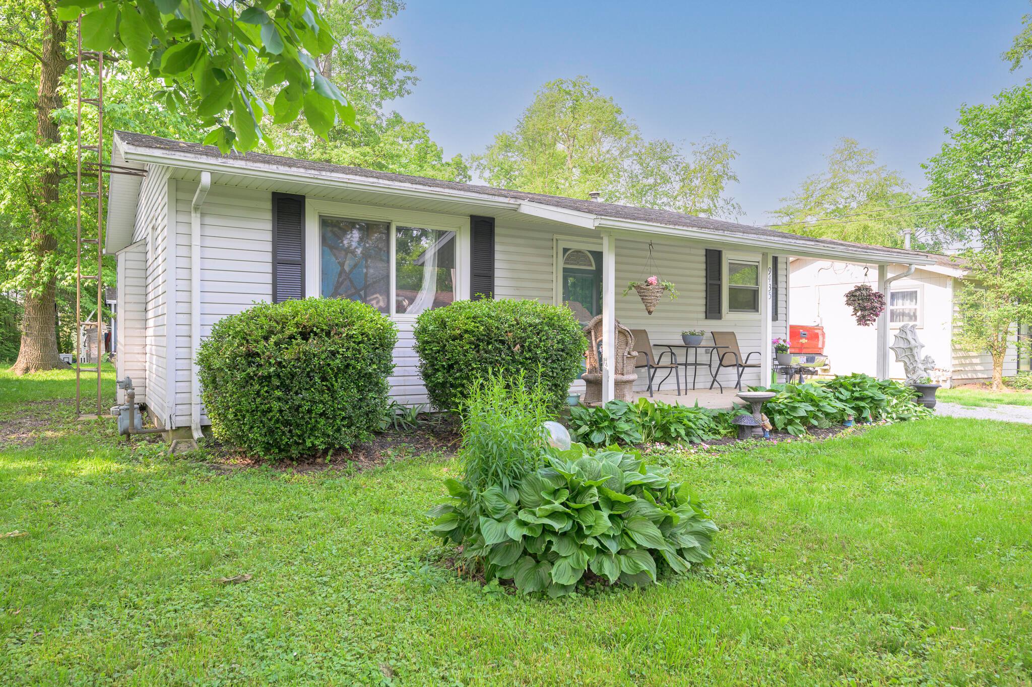 9435 Buckeye Drive Property Photo 1