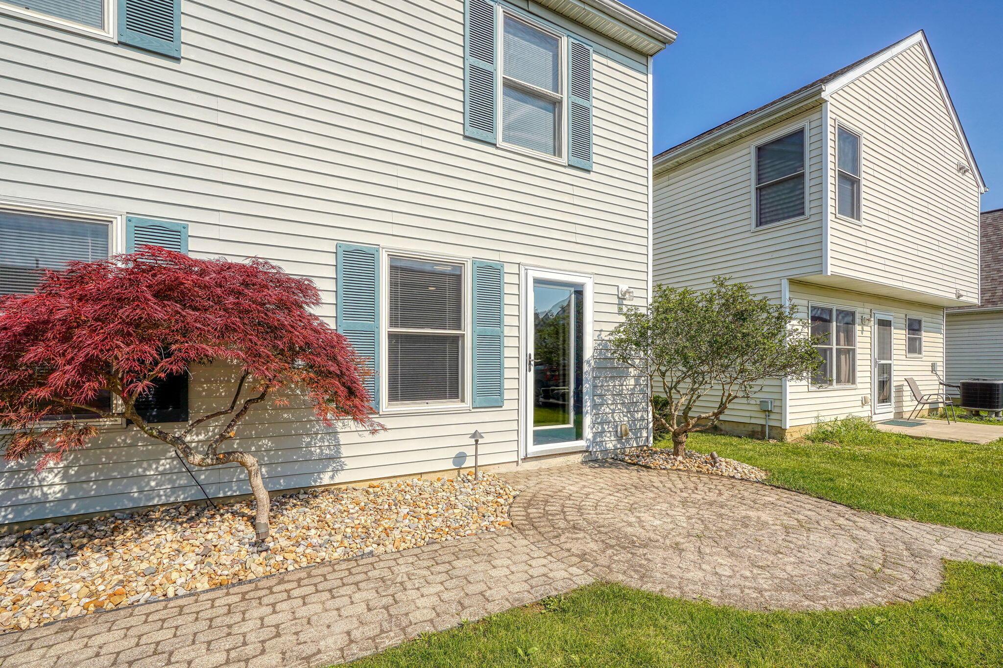 138 Bartlett Street Property Photo 11