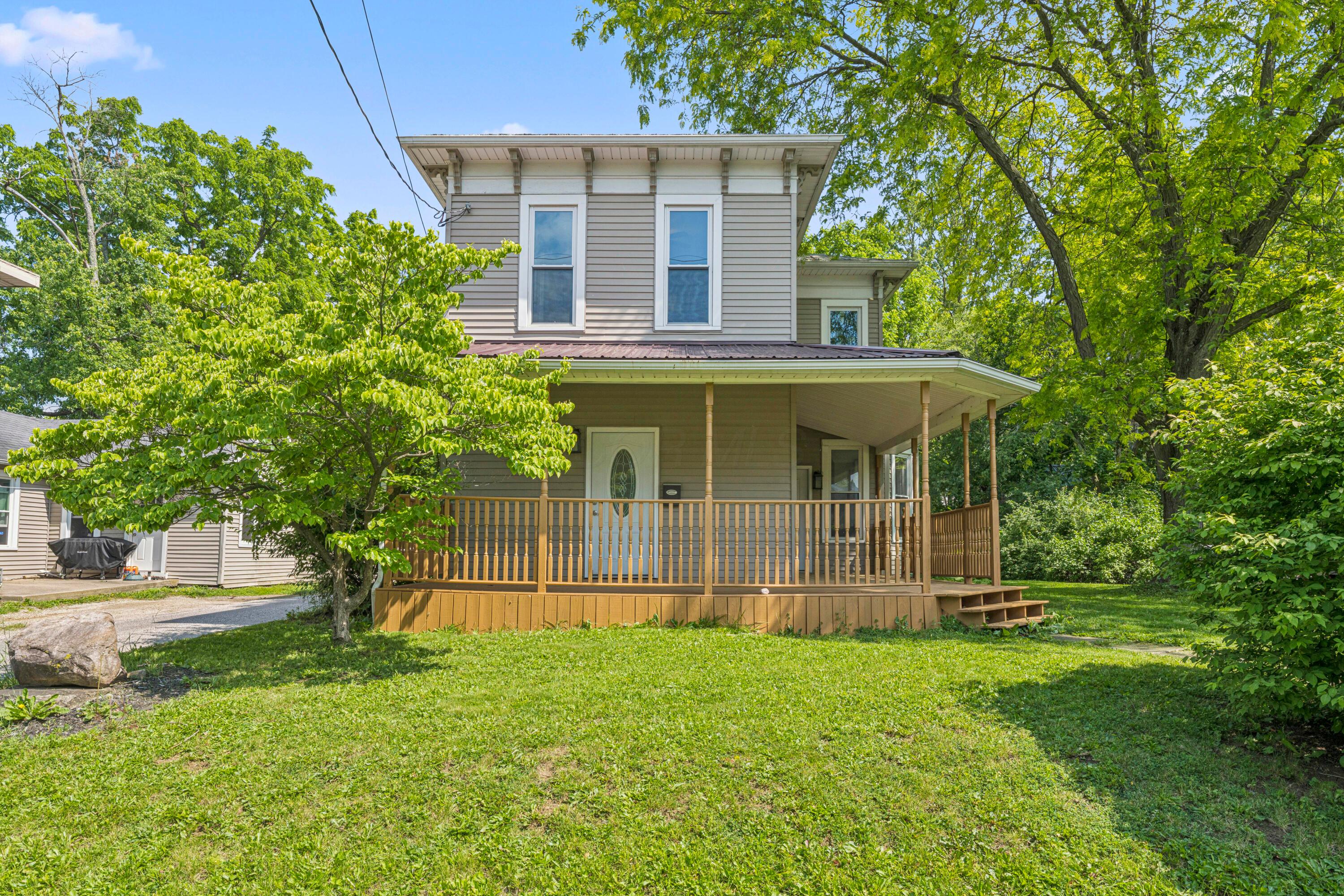 264 W High Street