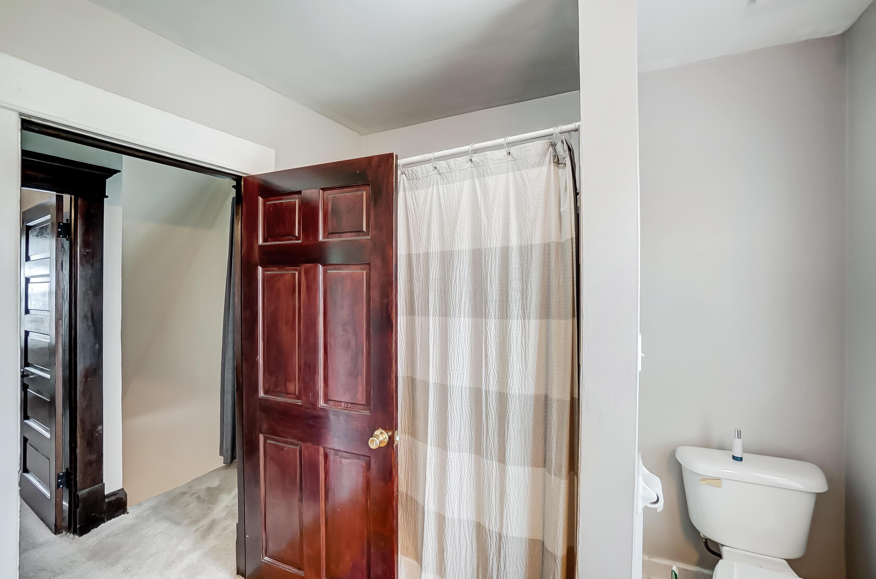 573 E Mithoff Street Property Photo 24