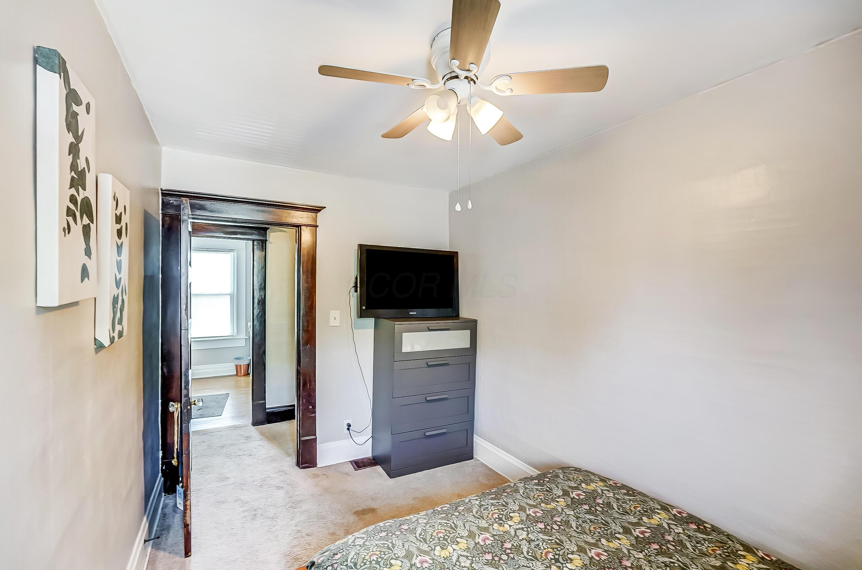 573 E Mithoff Street Property Photo 27