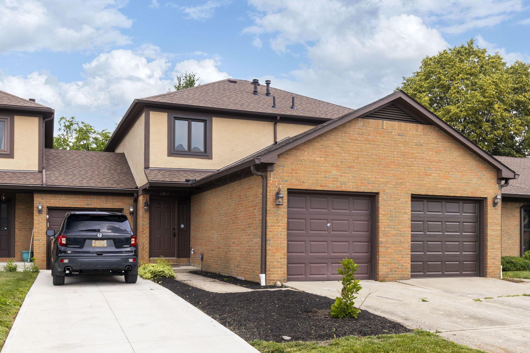2016 Queensgate Lane Property Photo 1