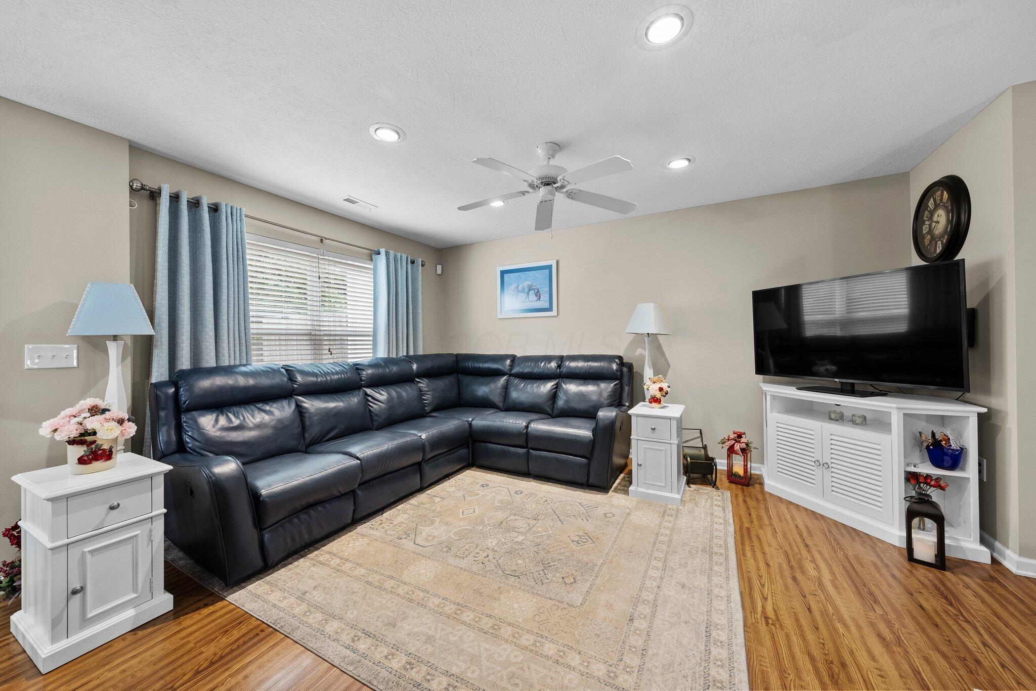 8438 Diversey Loop, 504 Property Photo 4