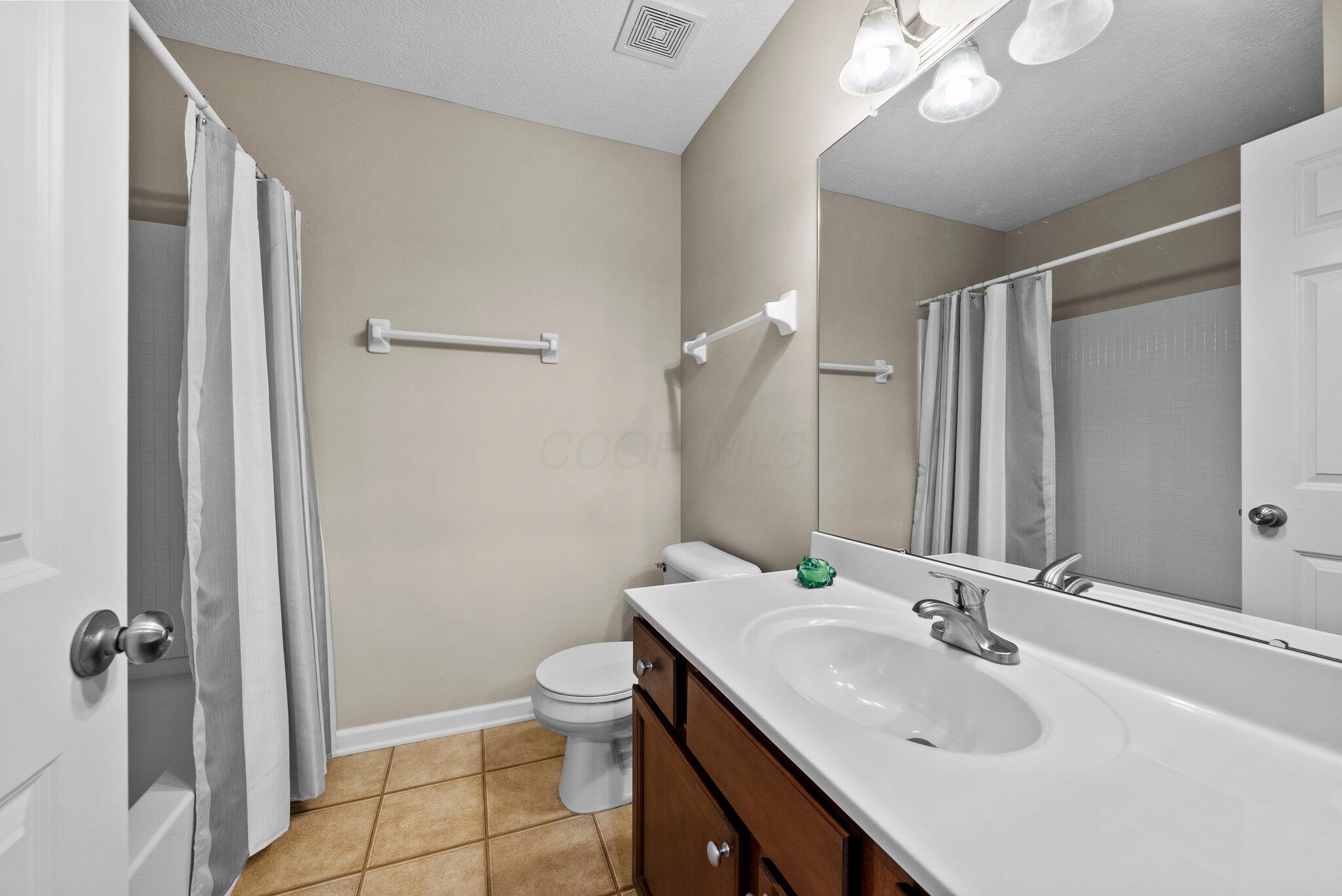 8438 Diversey Loop, 504 Property Photo 17