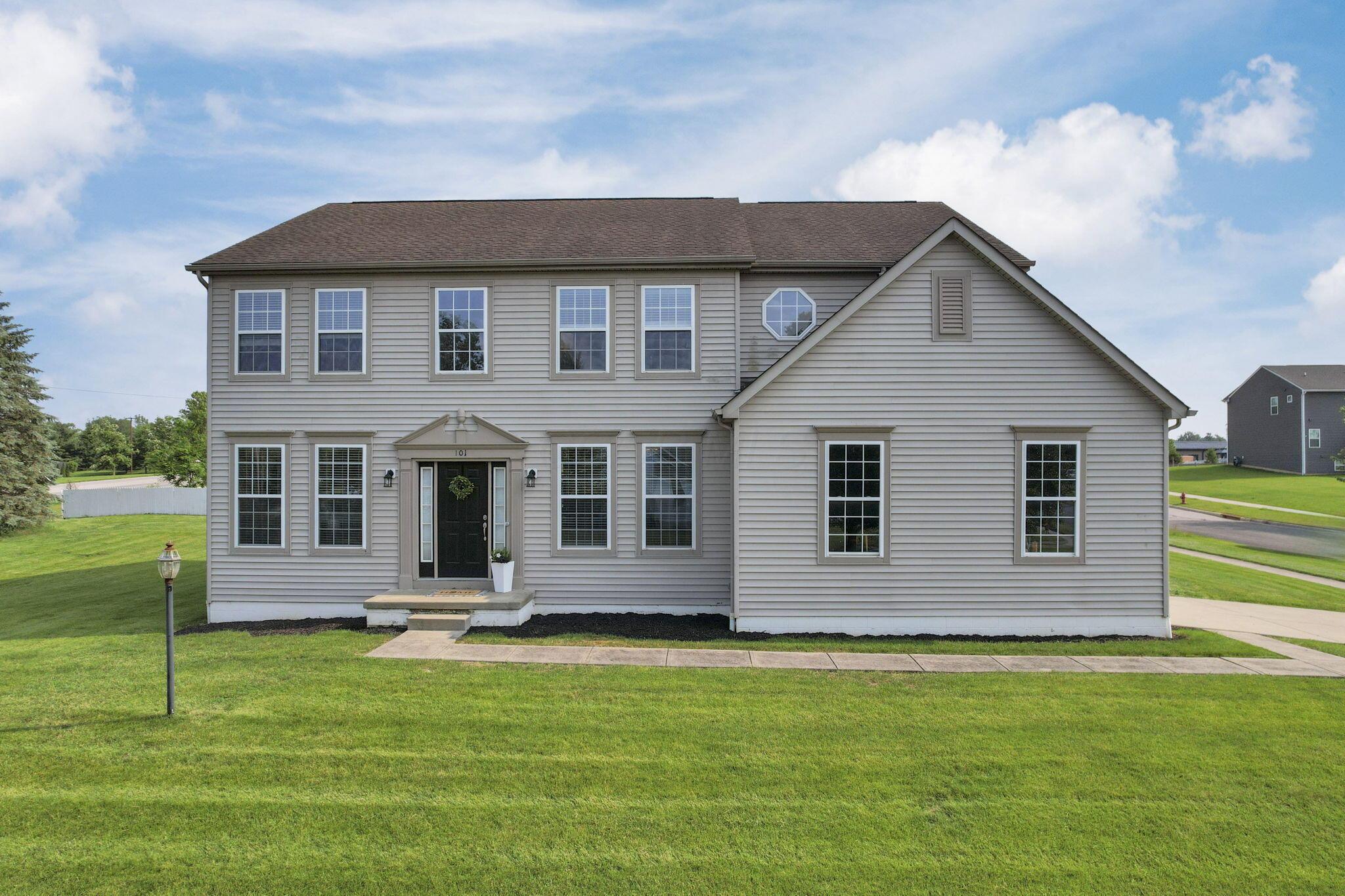 101 Stirling Way