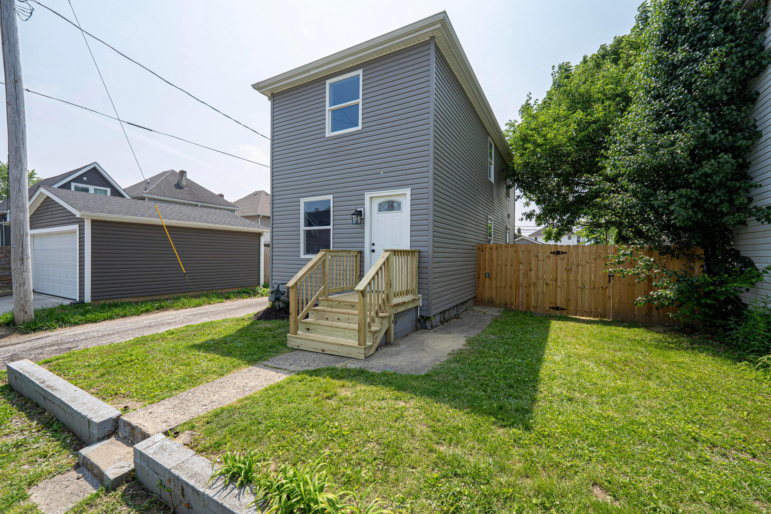 1275 Wager Street Property Photo 1