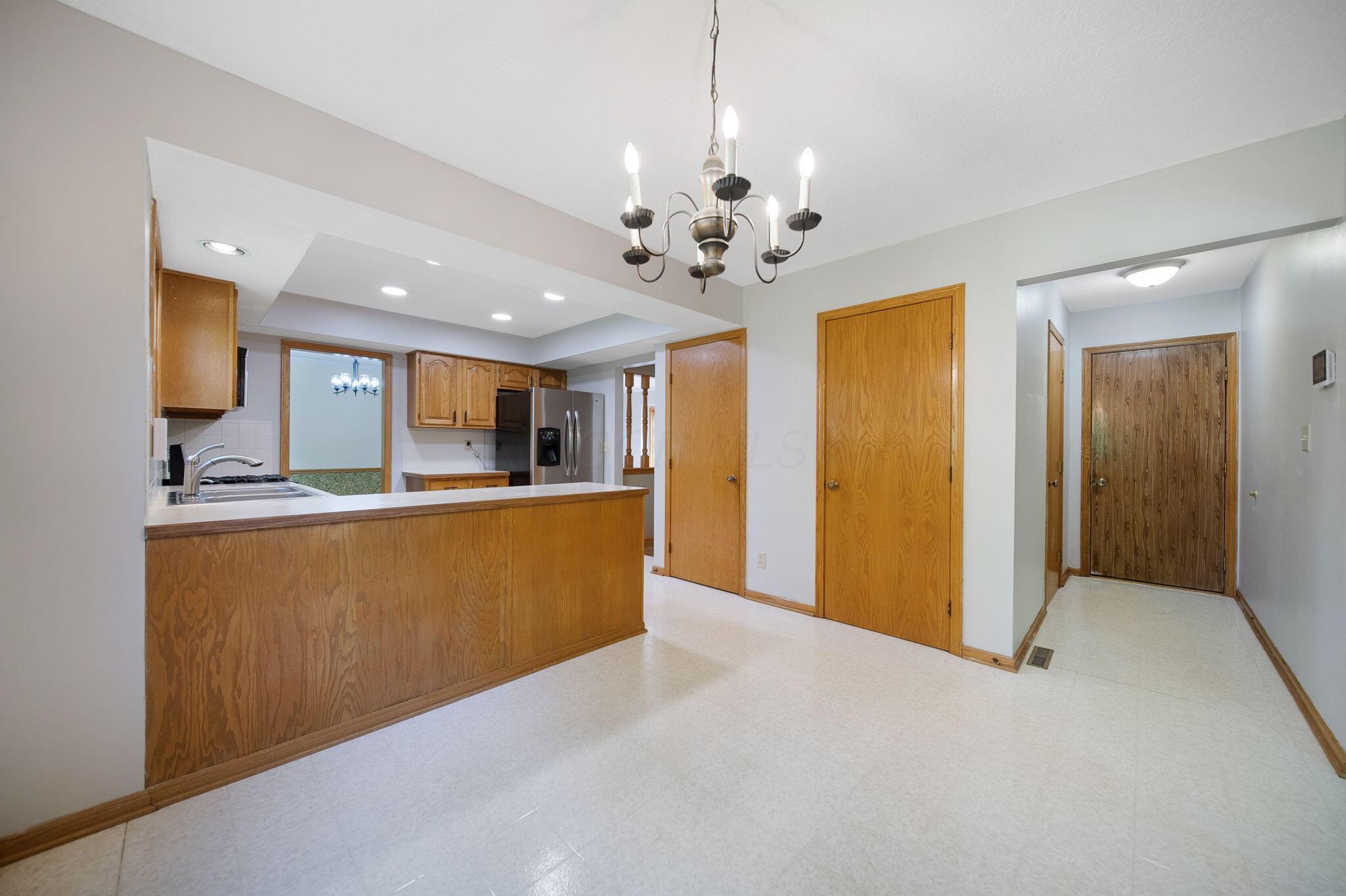 6978 Ernest Way Property Photo 17