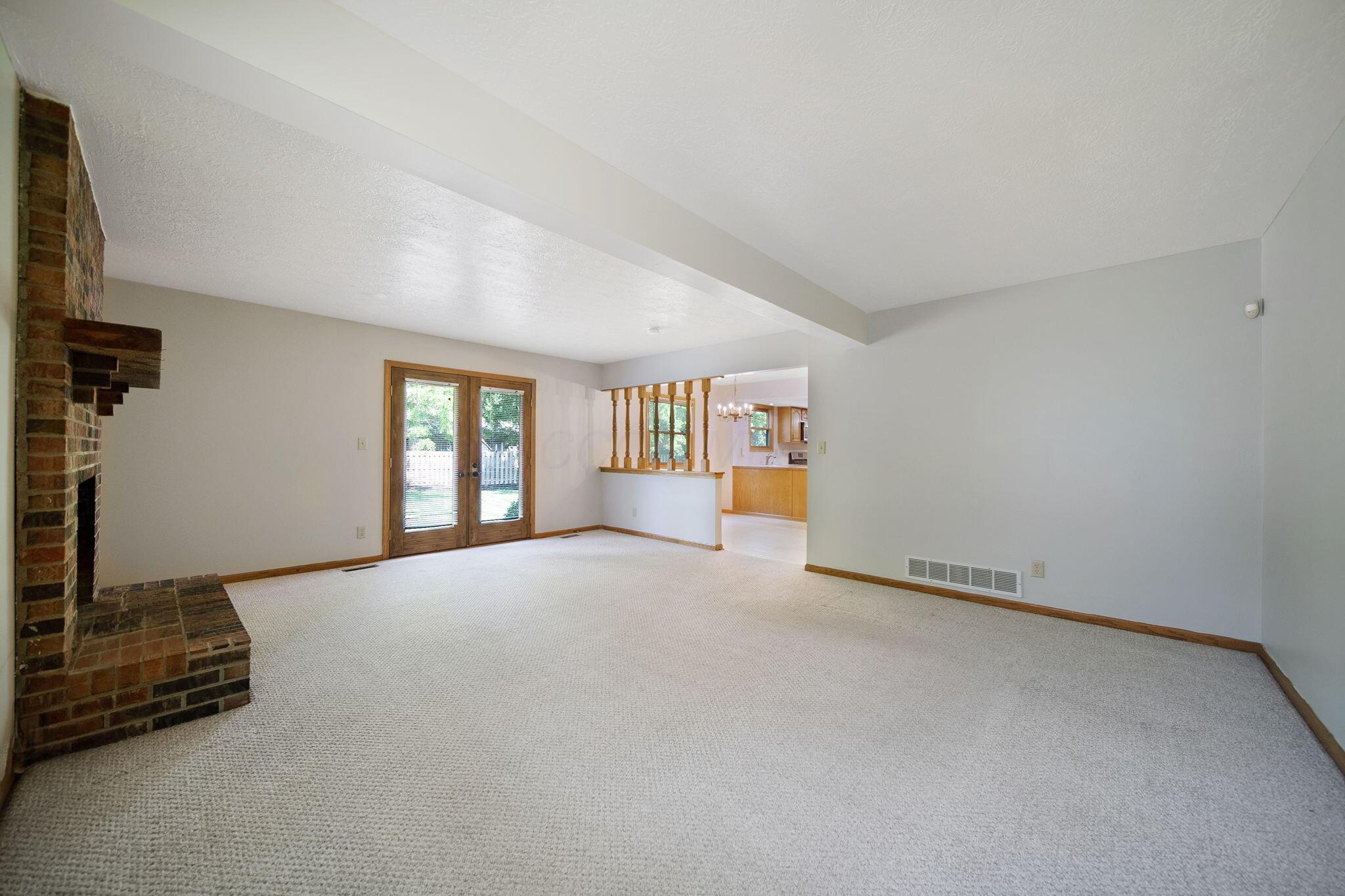 6978 Ernest Way Property Photo 27
