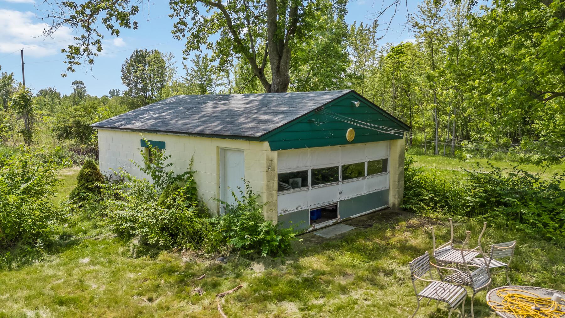 7365 Hayden Run Road Property Photo 45