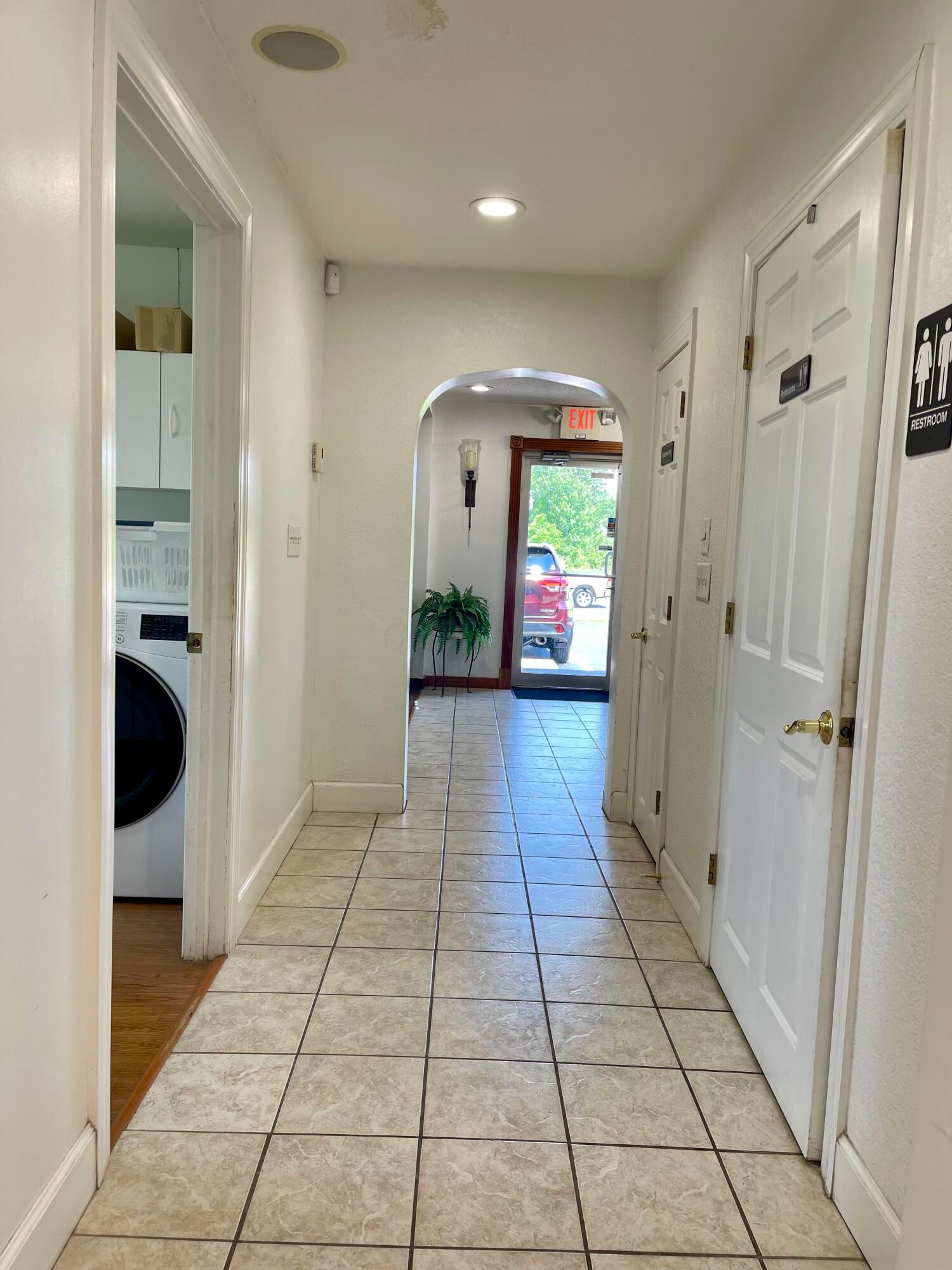 105 Harcourt Road Property Photo 16