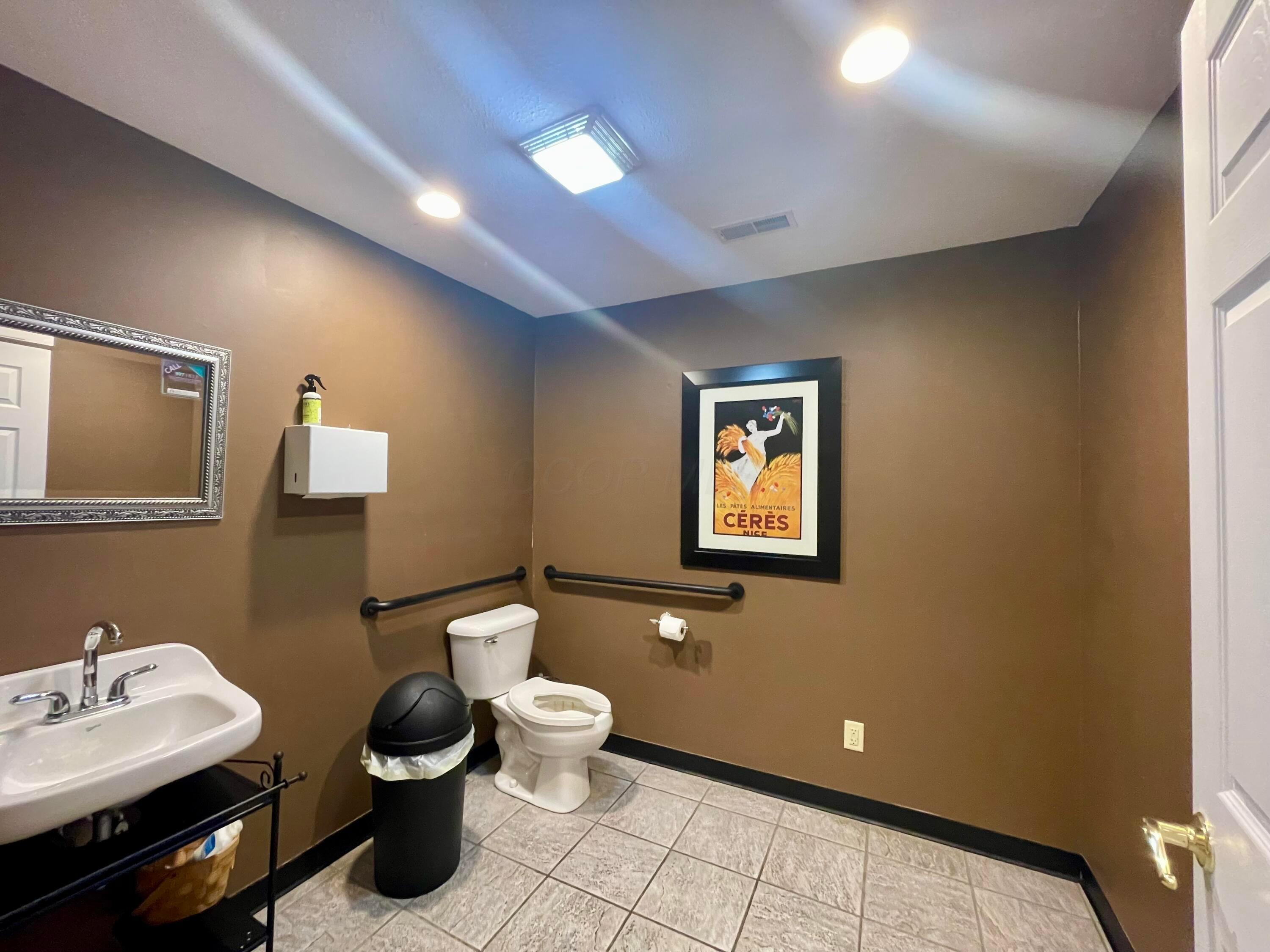 105 Harcourt Road Property Photo 20