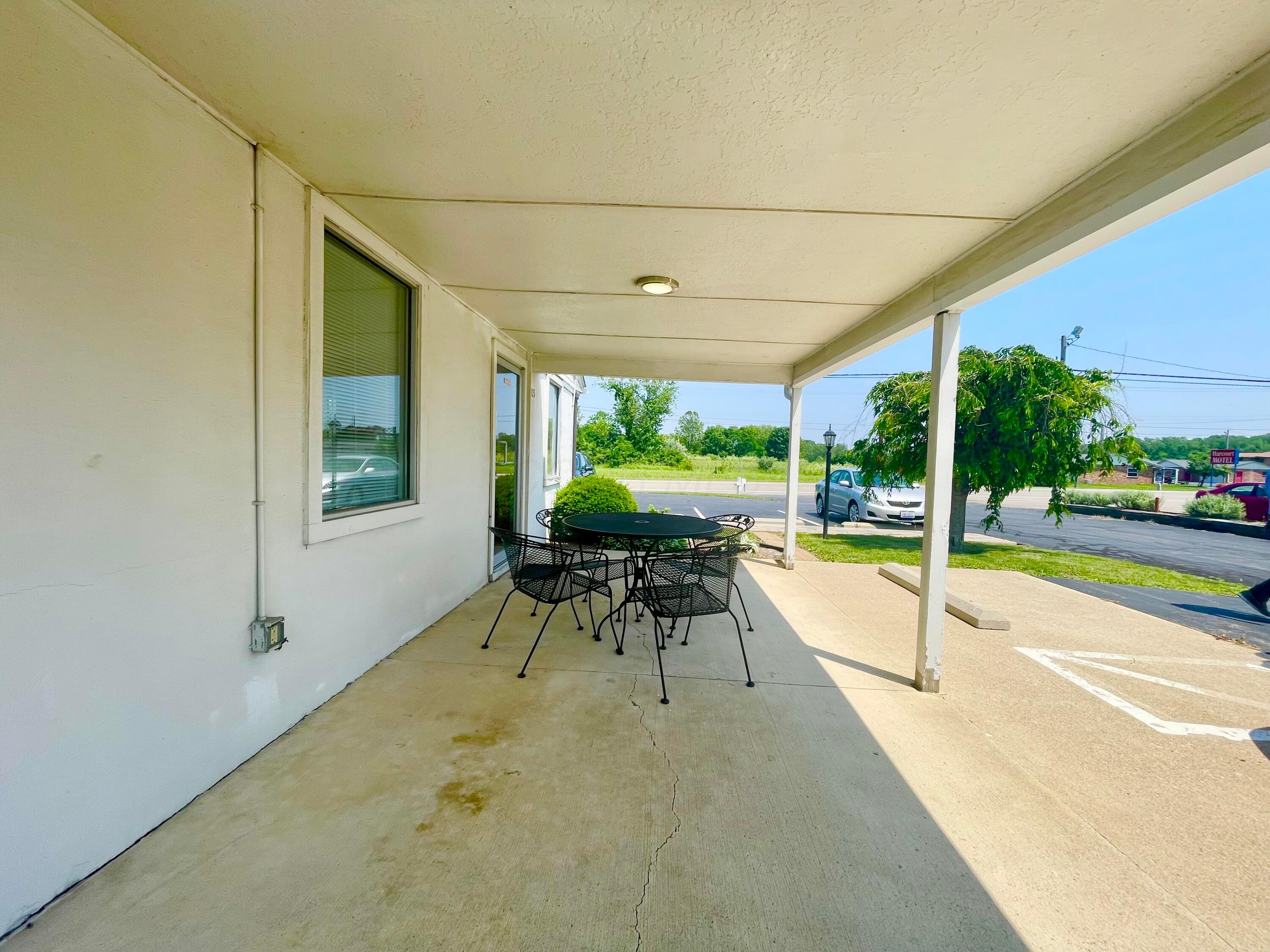 105 Harcourt Road Property Photo 23