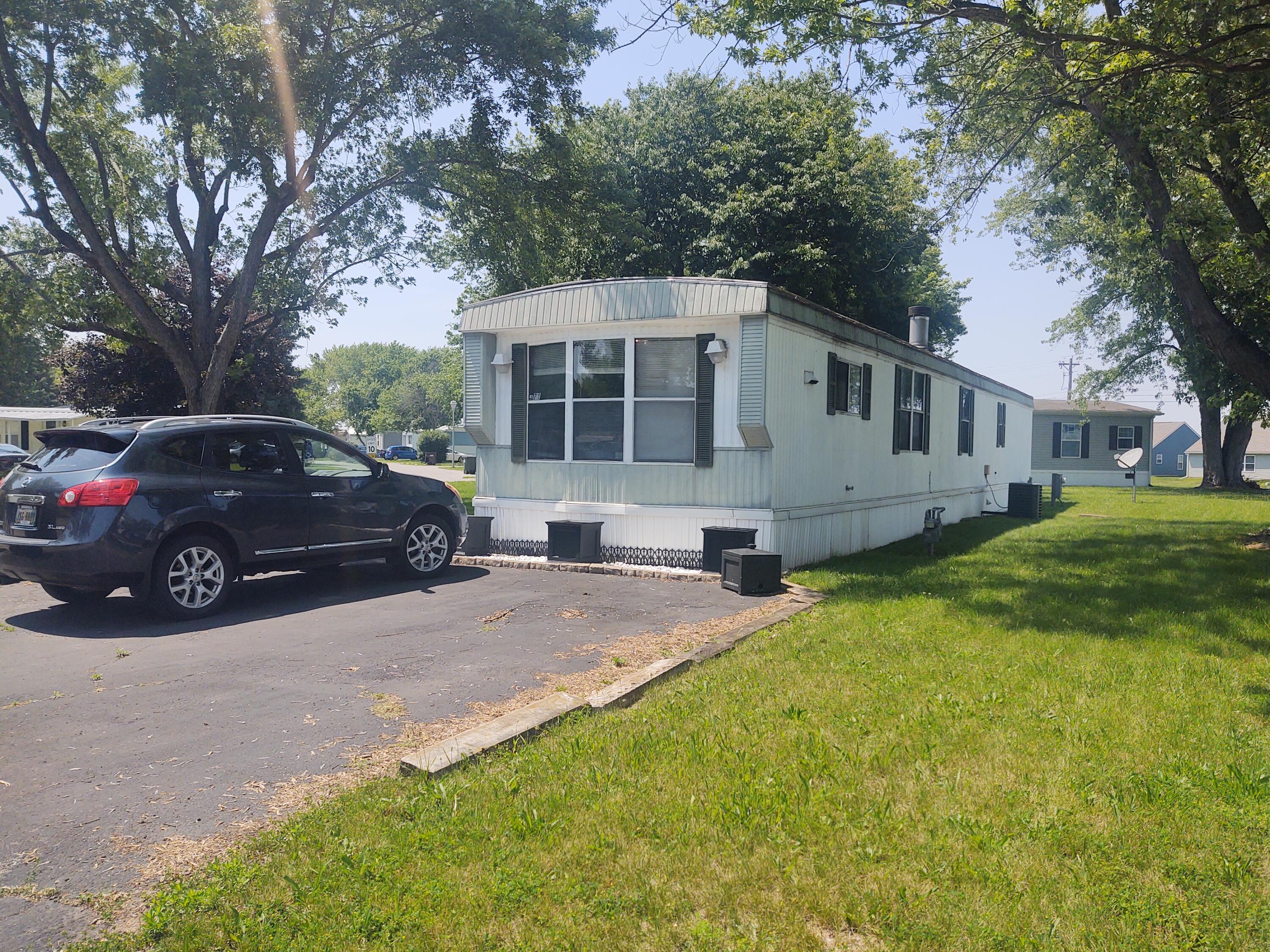 71 Knollwood Court Property Photo 3