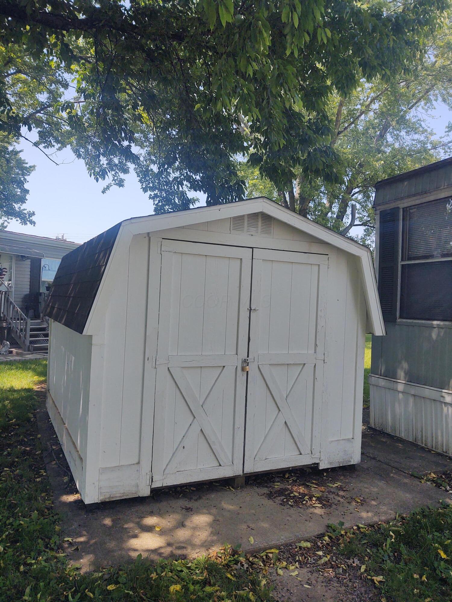 71 Knollwood Court Property Photo 4