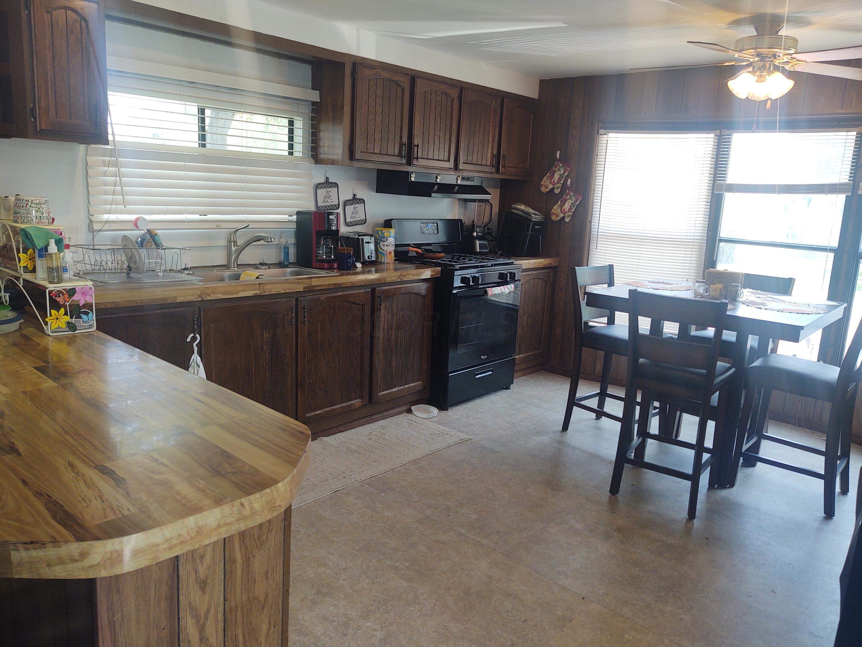 71 Knollwood Court Property Photo 7