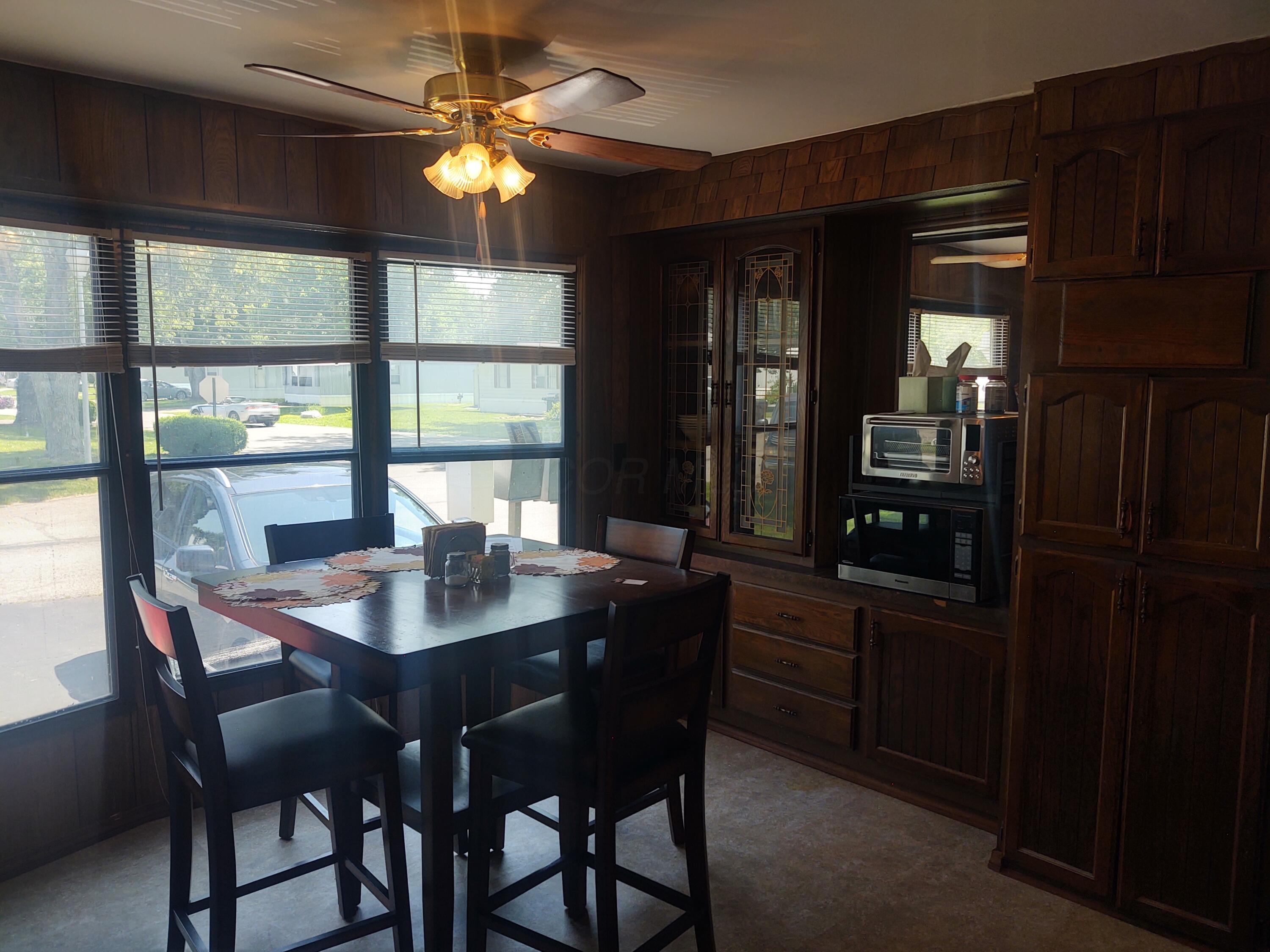 71 Knollwood Court Property Photo 8