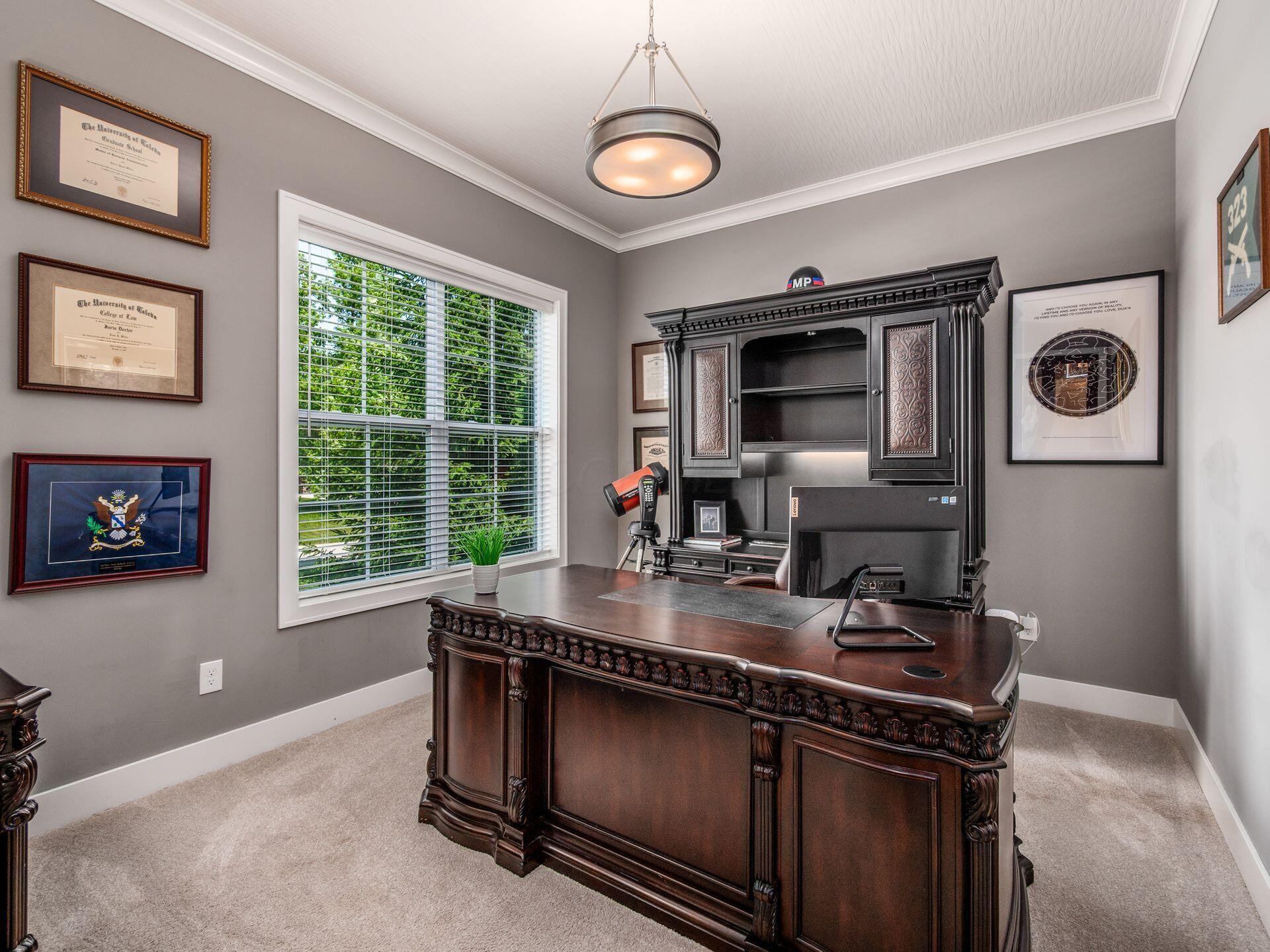 2235 Forestview Lane Property Photo 8