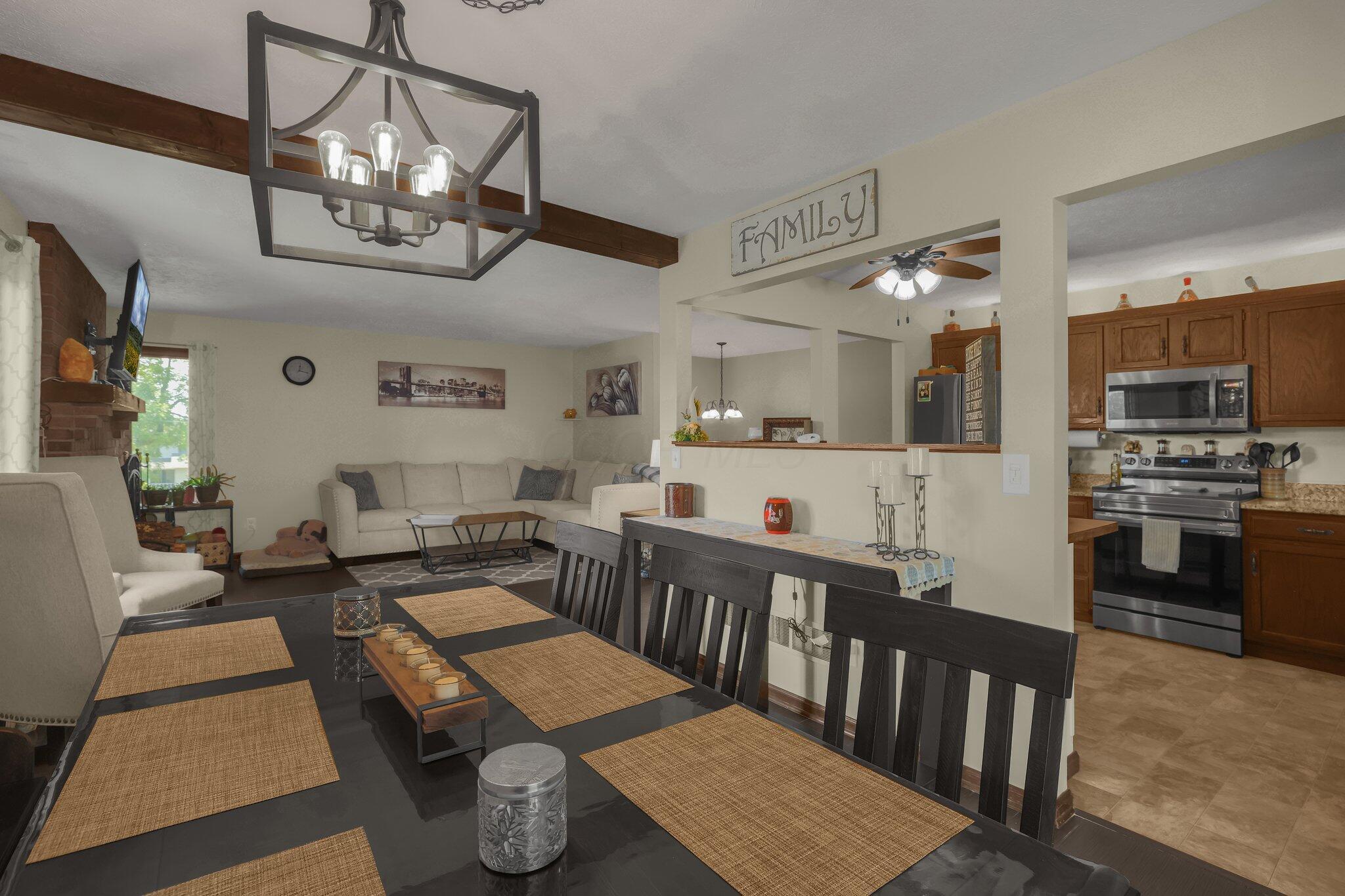 2542 Eckert Road Property Photo 10