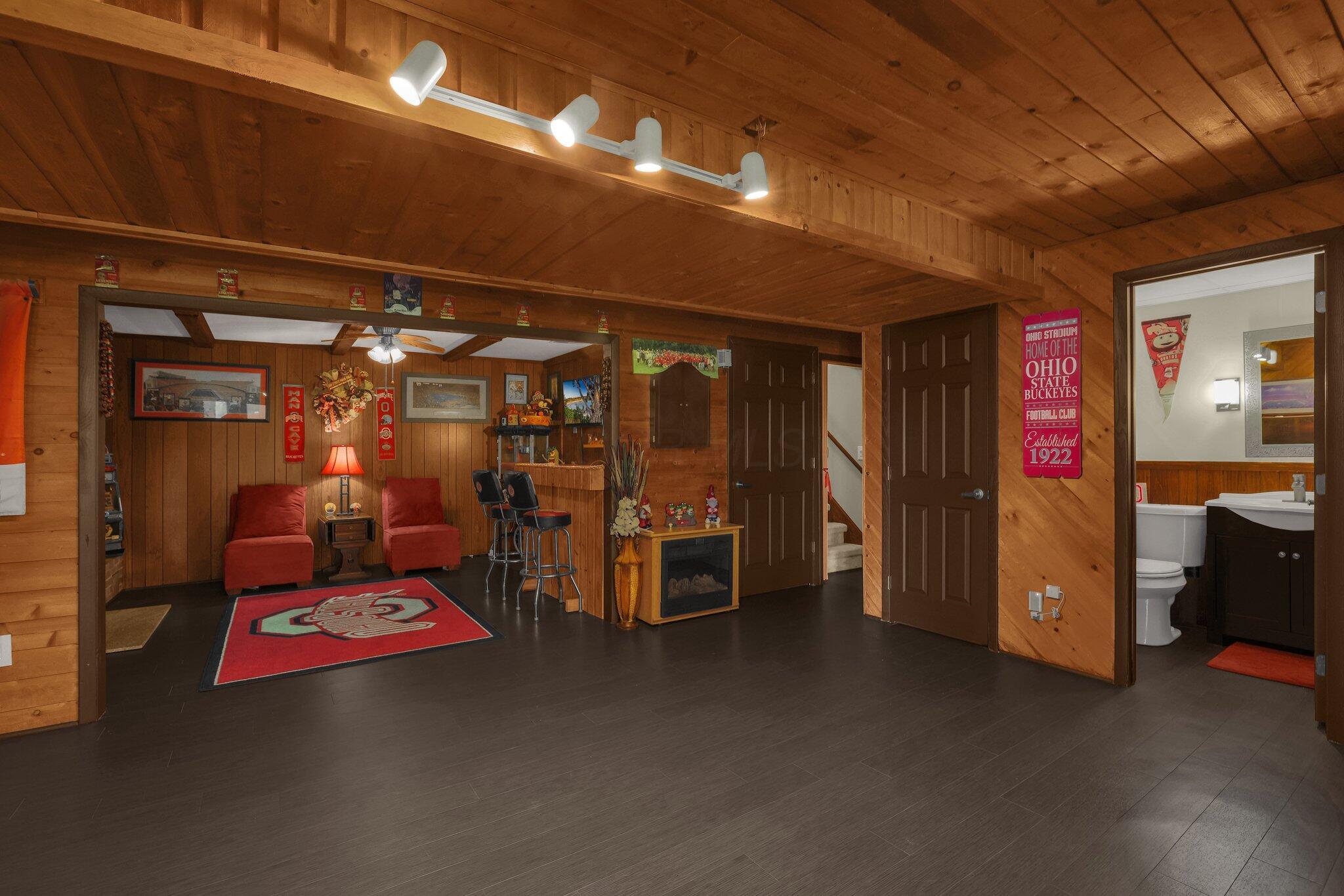 2542 Eckert Road Property Photo 26