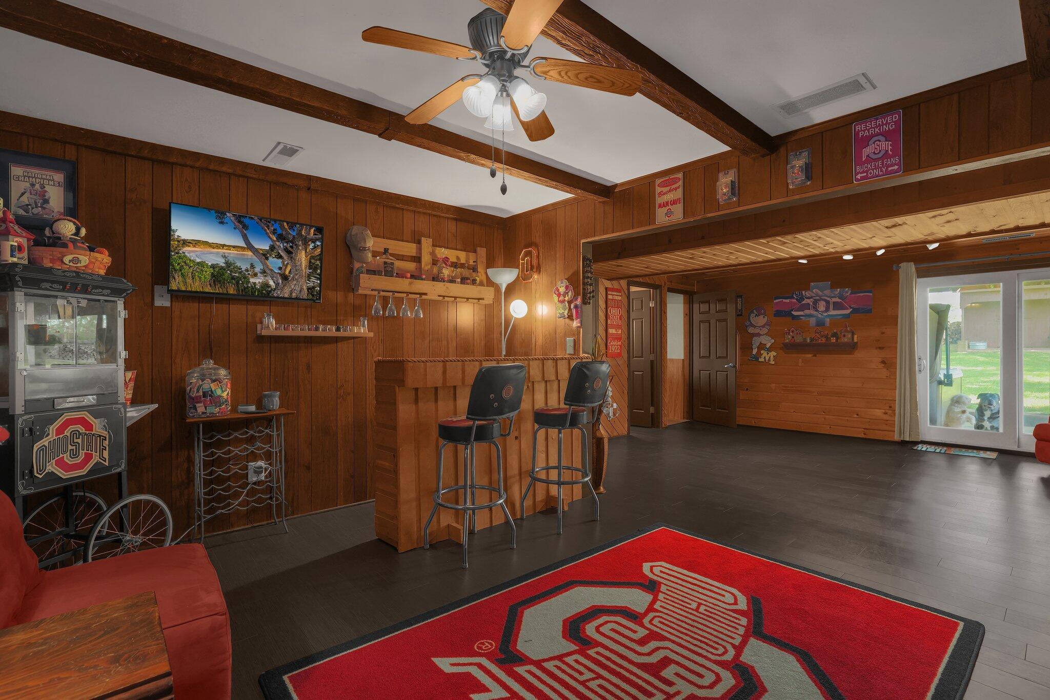 2542 Eckert Road Property Photo 28
