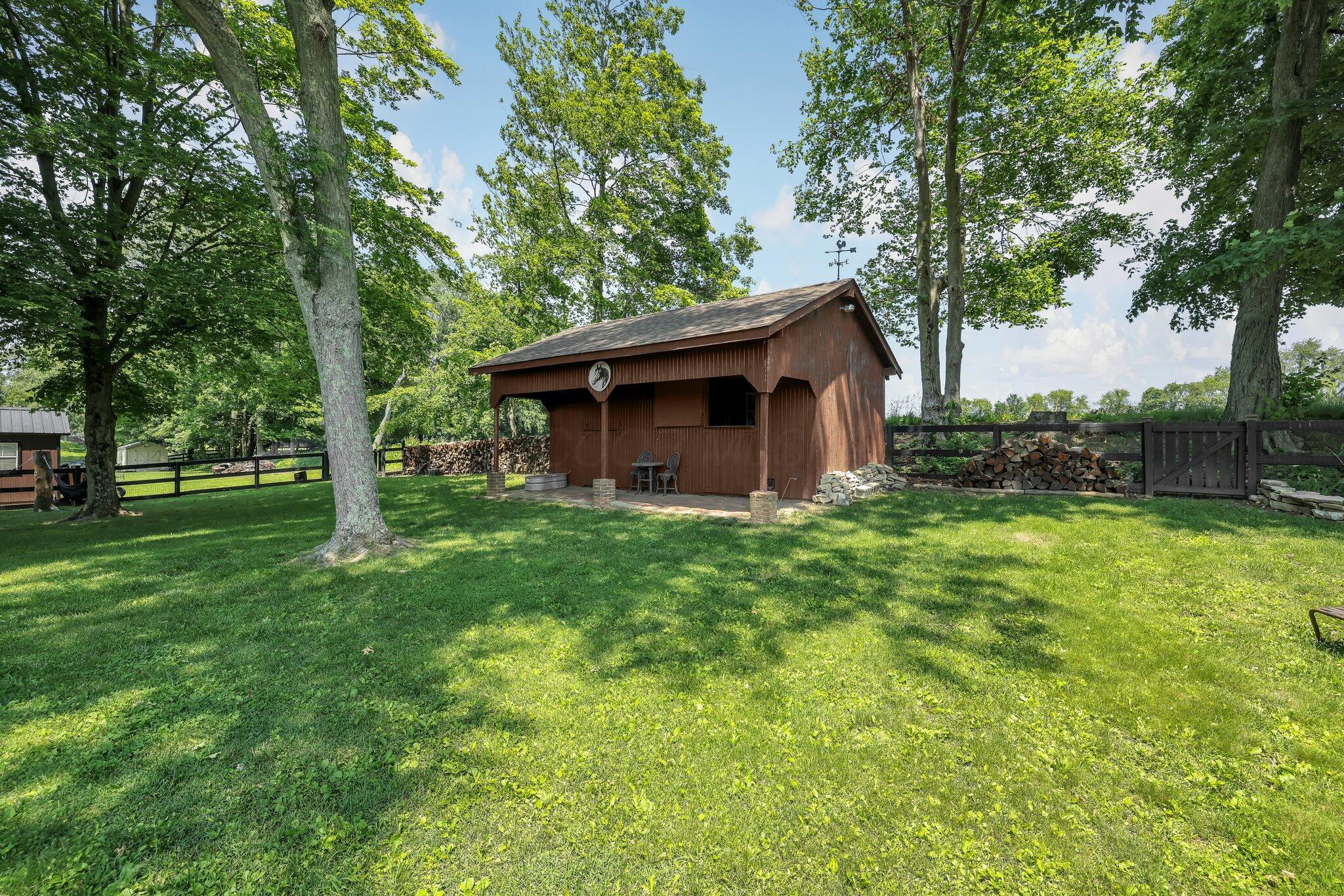 2542 Eckert Road Property Photo 40